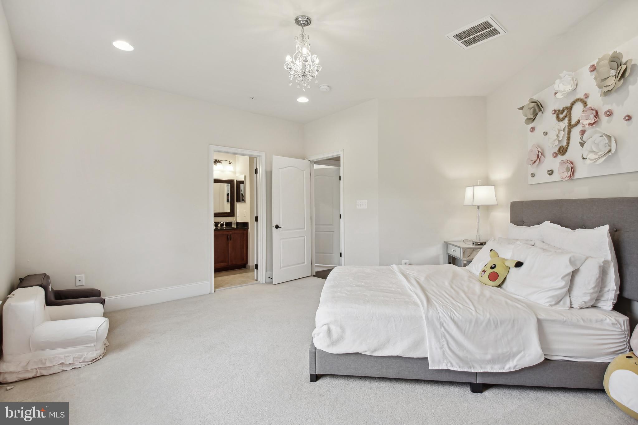 PATUXENT CHASE - Residential