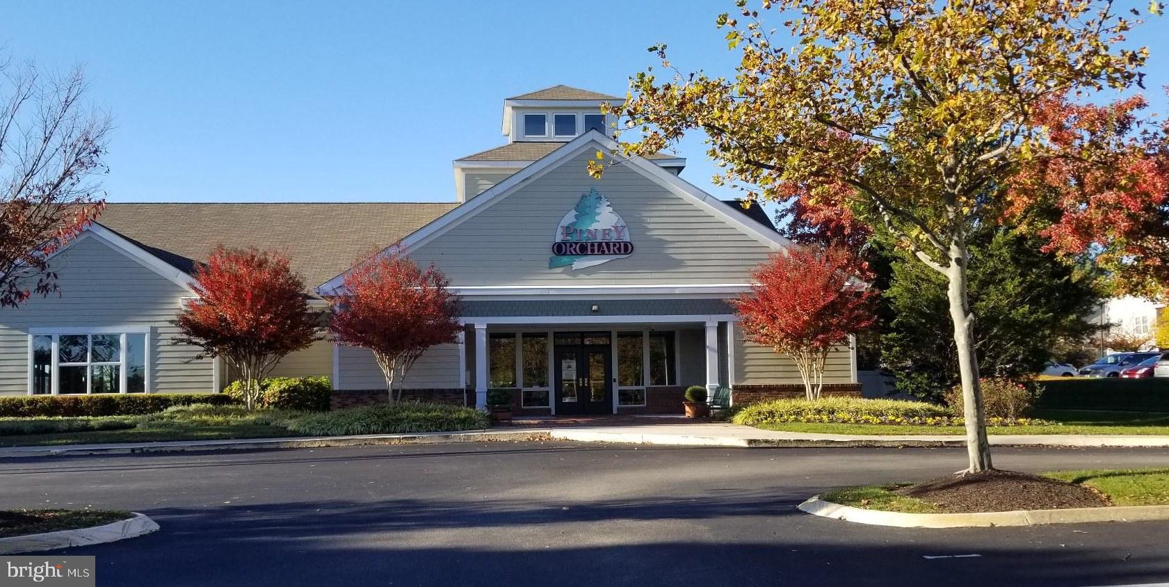 PINEY ORCHARD - Residential