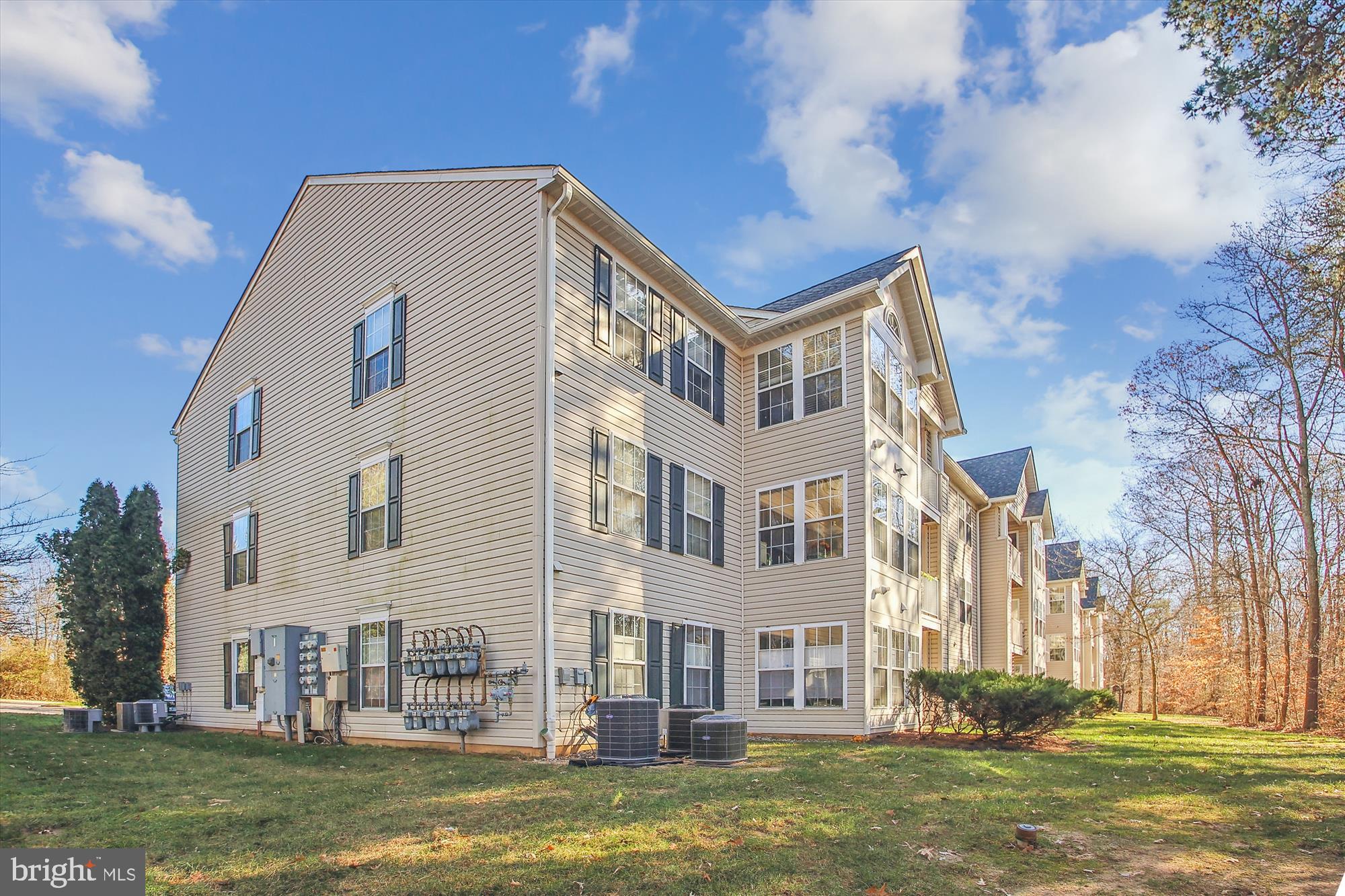 PINEY ORCHARD - Residential