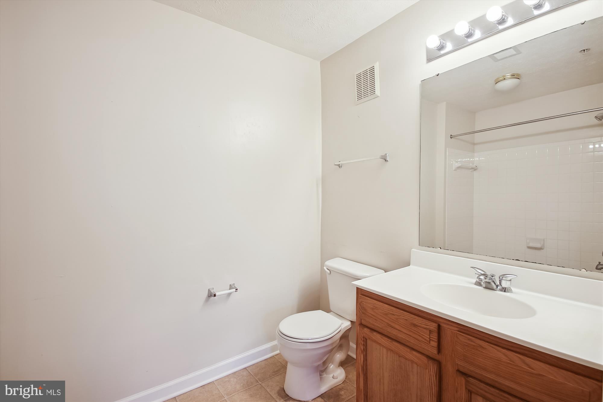 PINEY ORCHARD - Residential