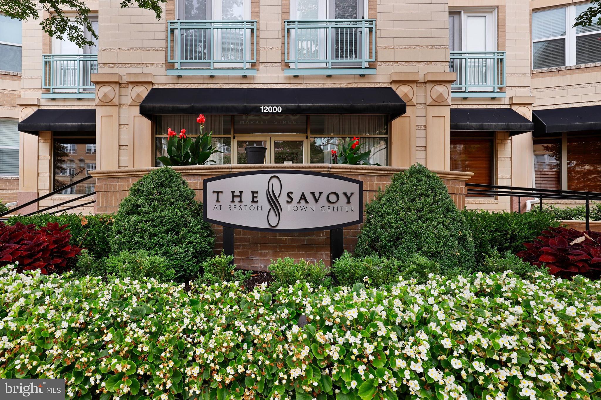 SAVOY AT RESTON TOWN CENTER - Residential