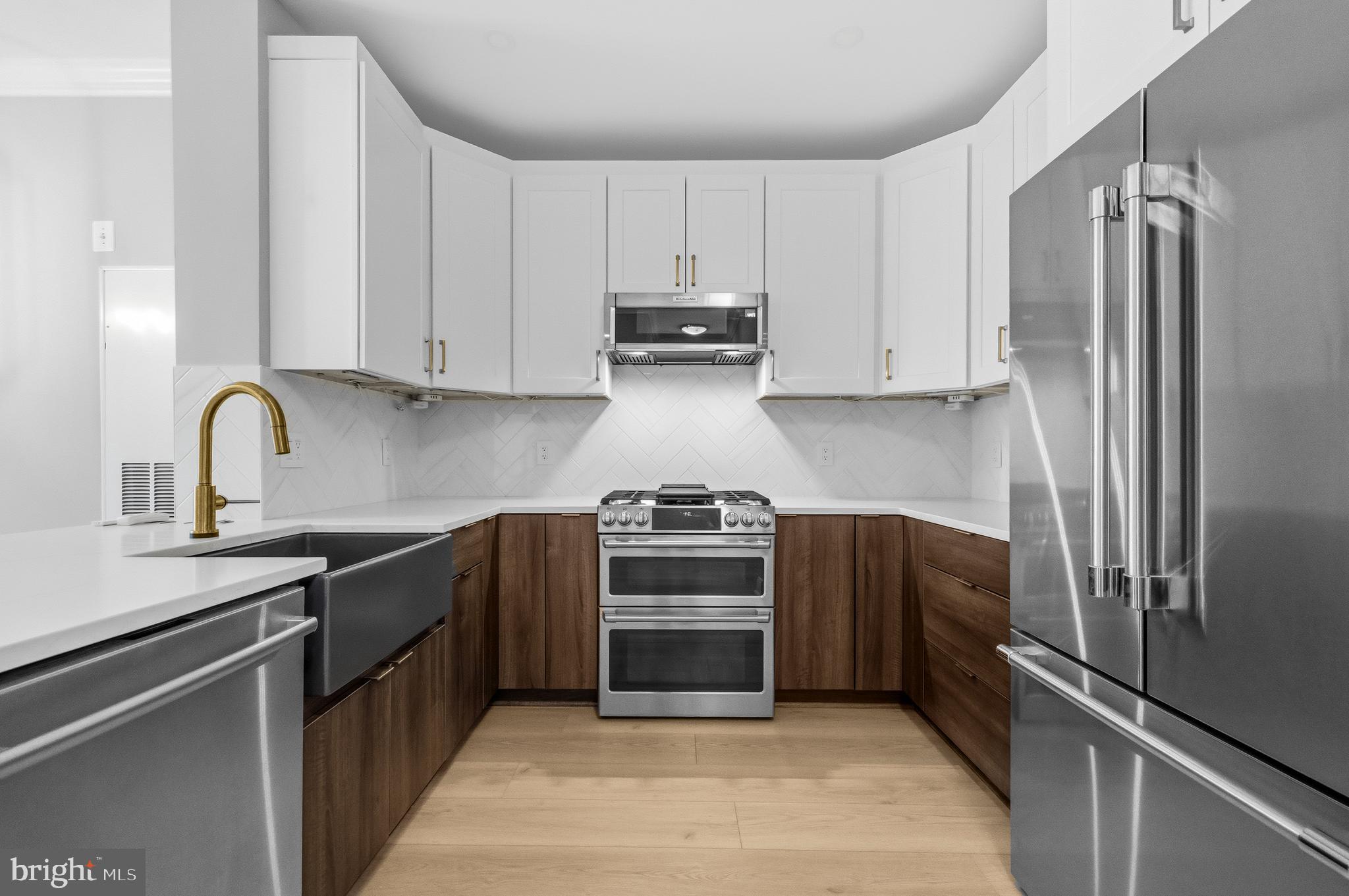 12000 MARKET STREET 127