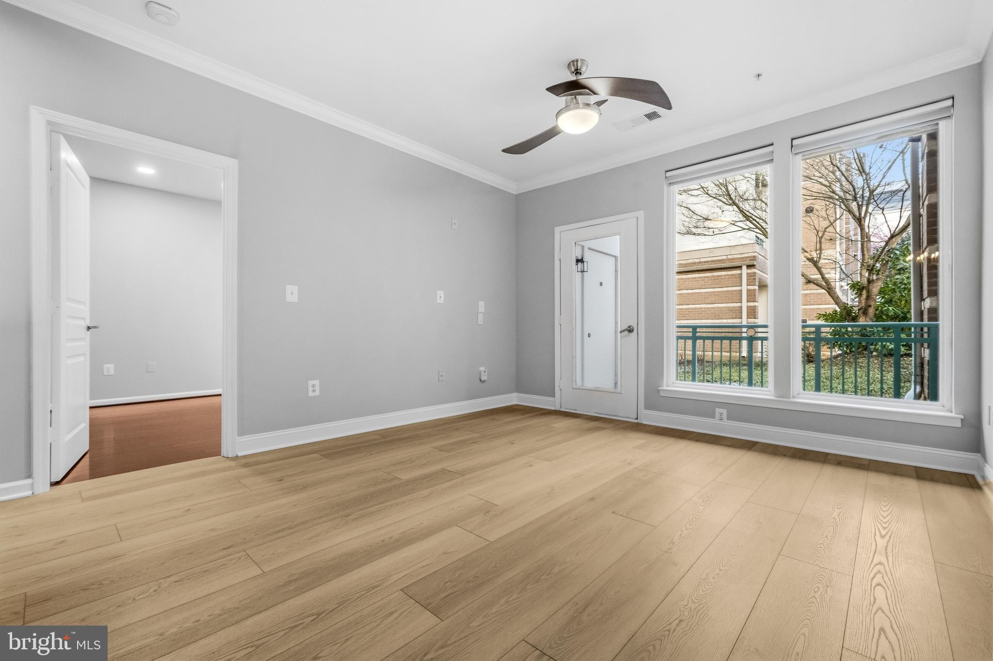 SAVOY AT RESTON TOWN CENTER - Residential