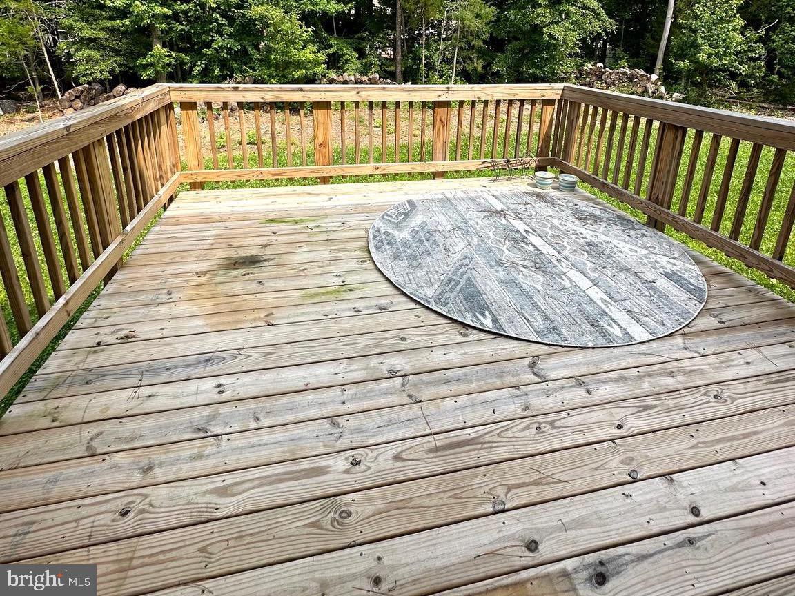 RIVERSIDE MEADOWS - Residential