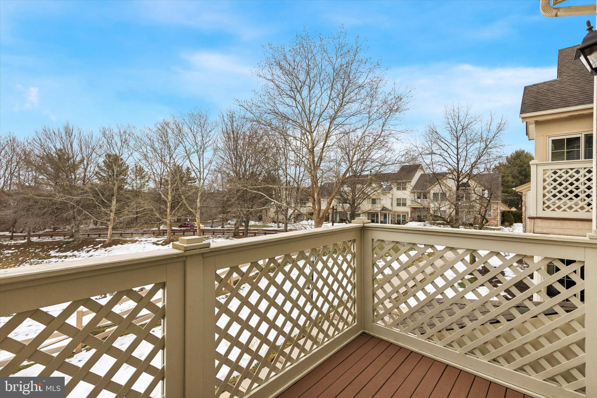 MONTGOMERY BROOK - Residential