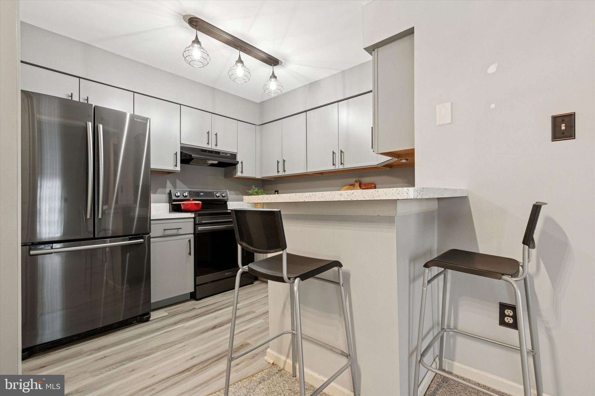 MONTGOMERY BROOK - Residential