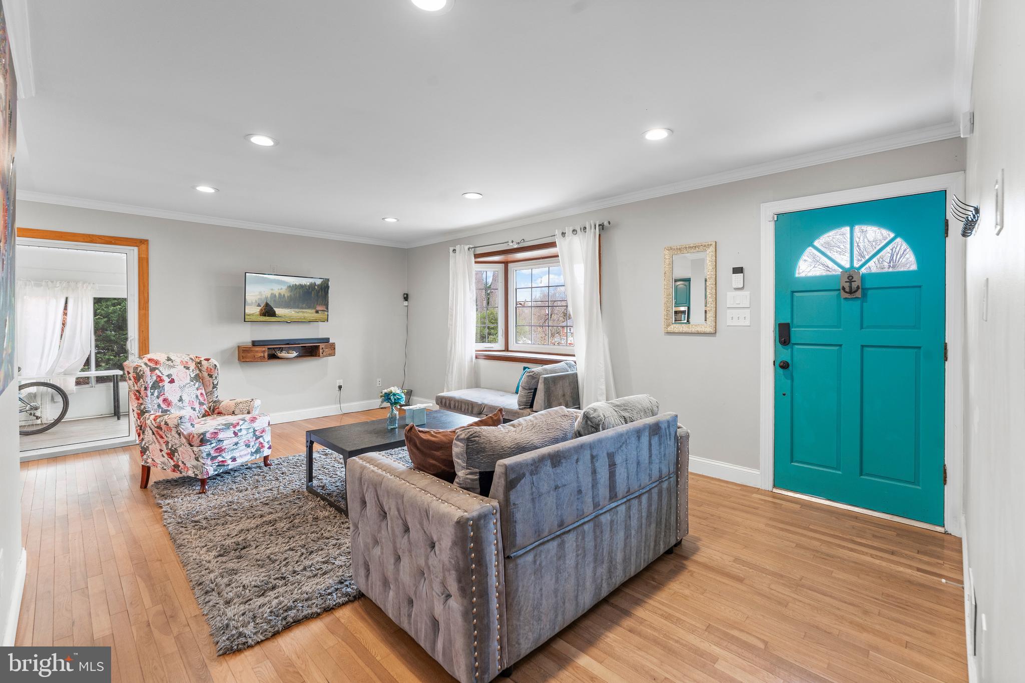 VIRGINIA HILLS - Residential