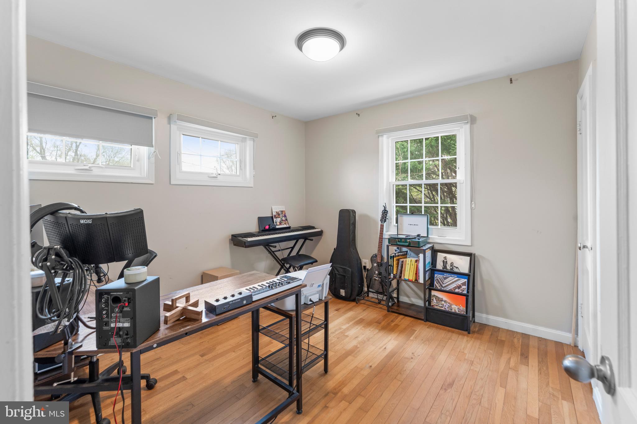 VIRGINIA HILLS - Residential