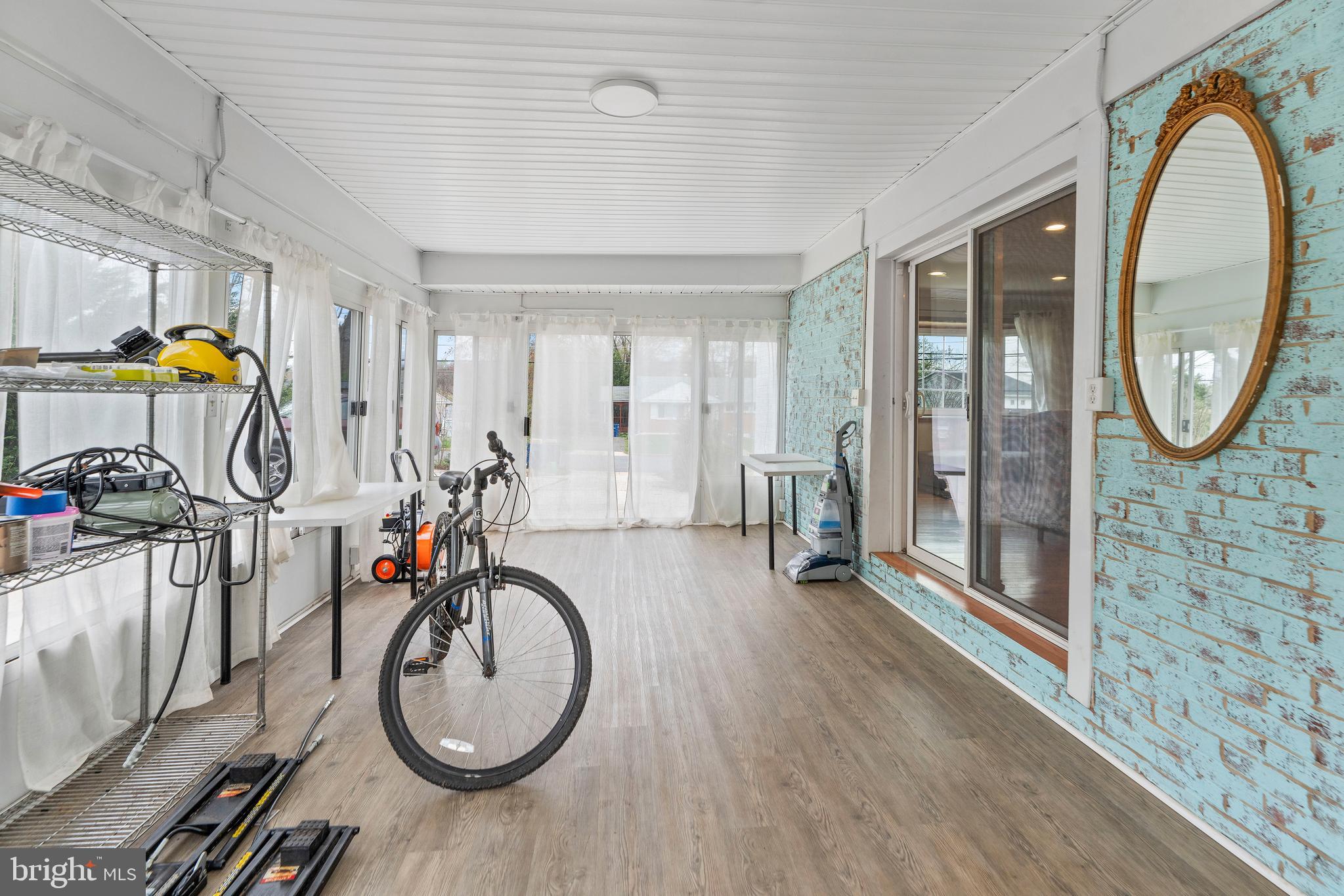 VIRGINIA HILLS - Residential