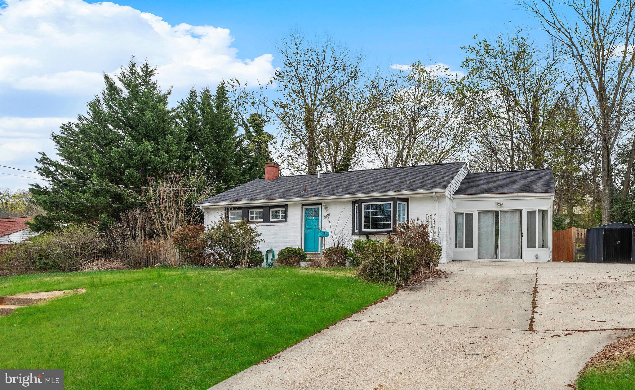 VIRGINIA HILLS - Residential