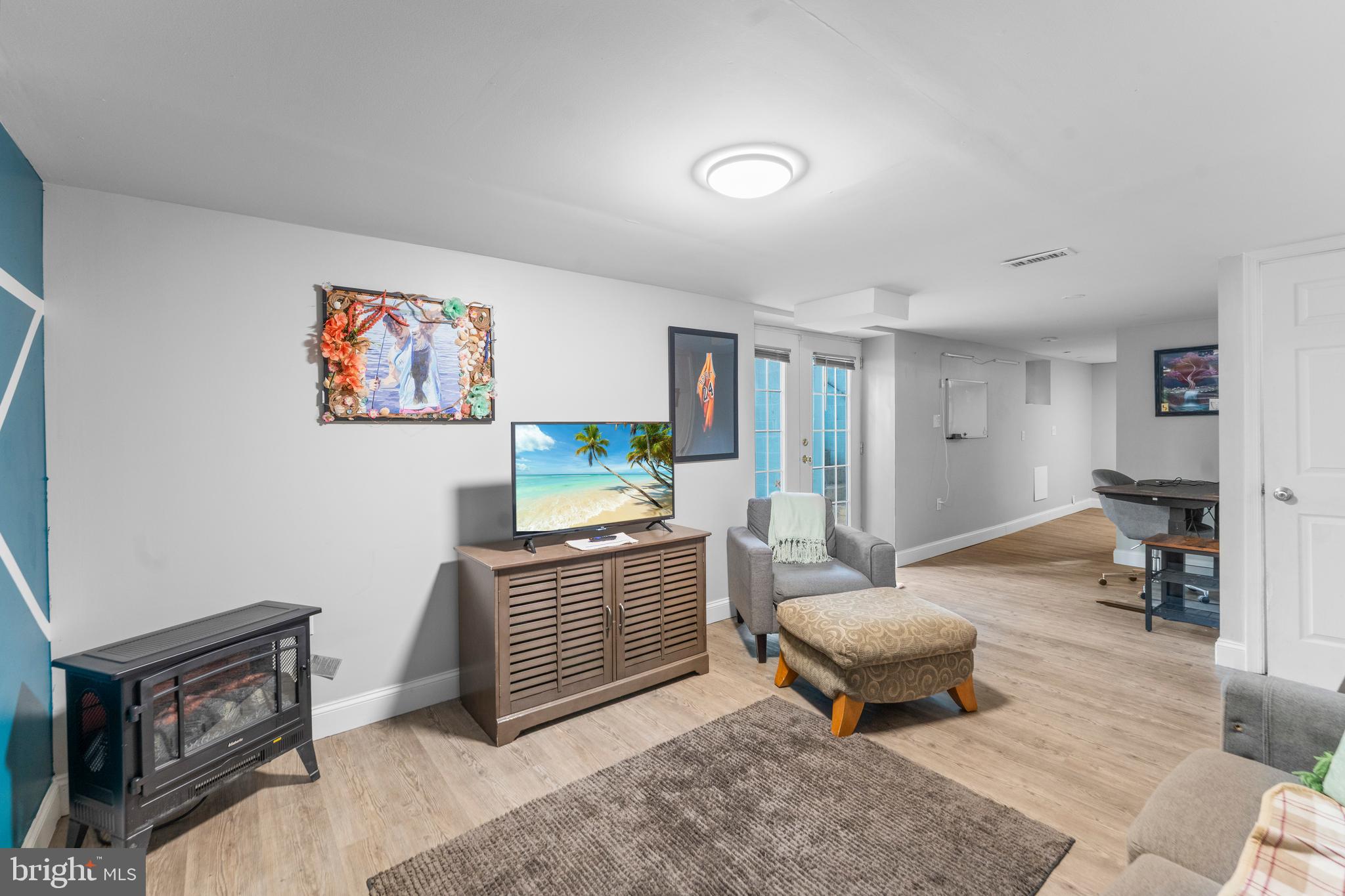 VIRGINIA HILLS - Residential