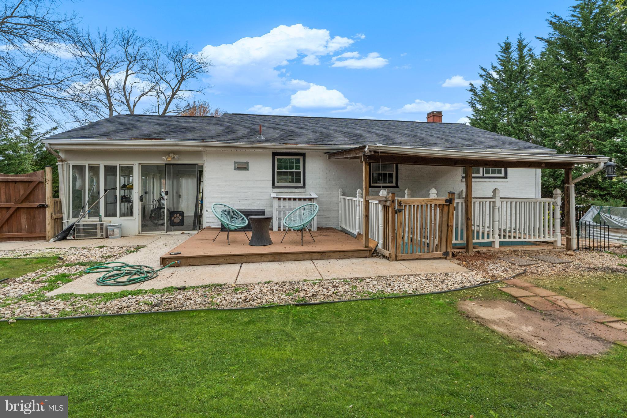 VIRGINIA HILLS - Residential