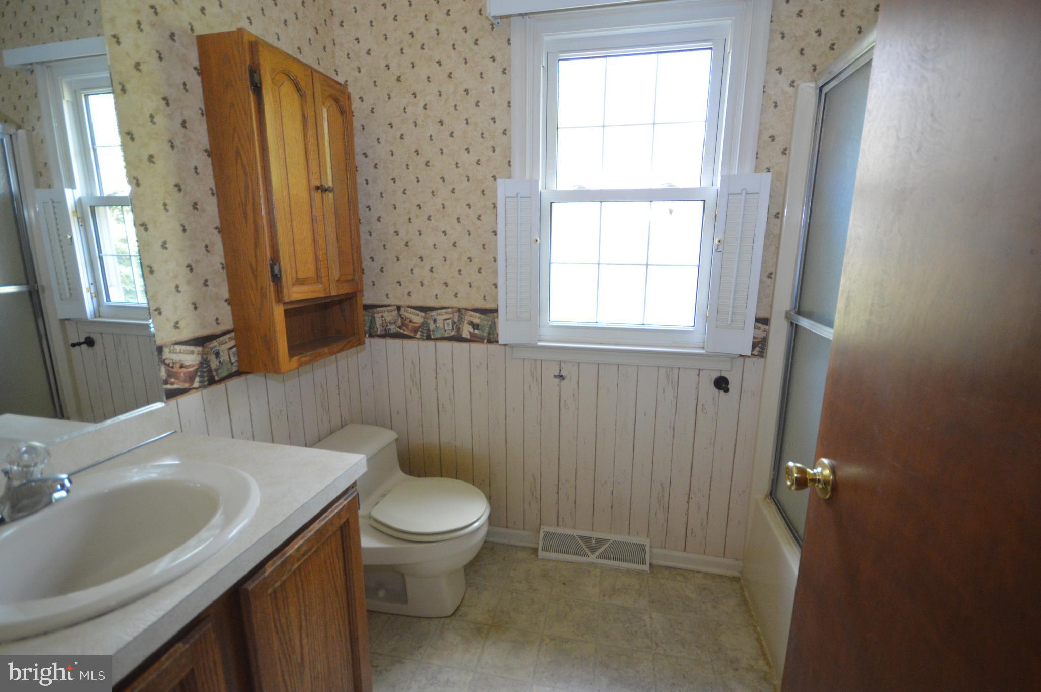 AUBURN CREST - Residential