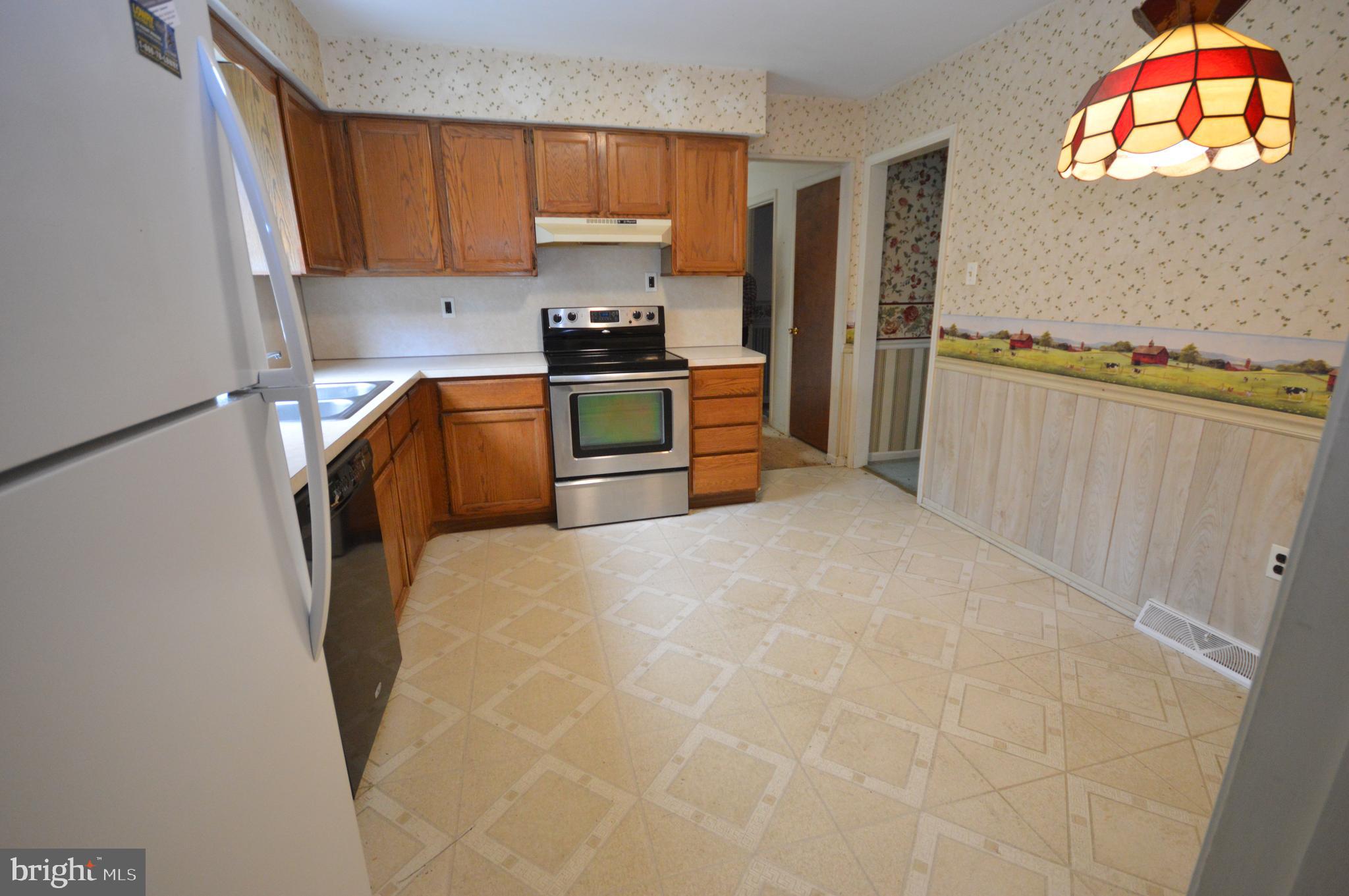 113 GLENNANN DRIVE