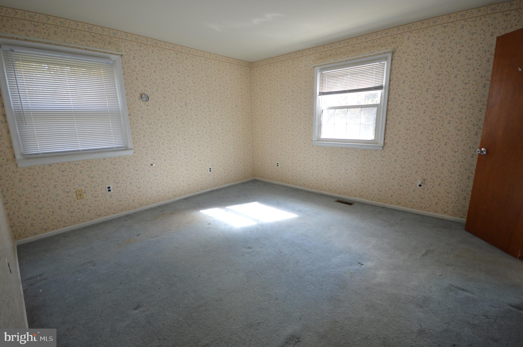 AUBURN CREST - Residential