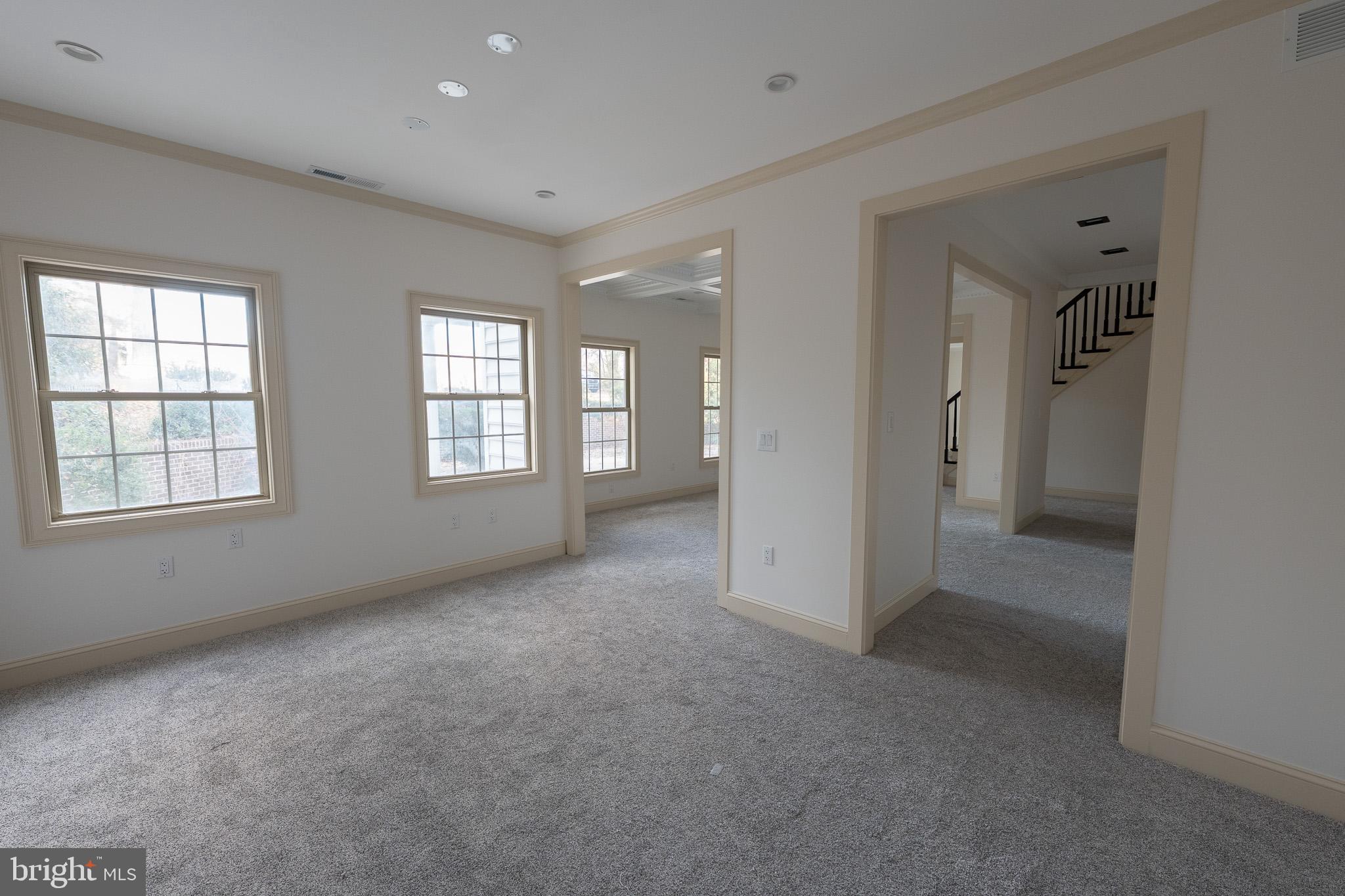 WOODLAND STATION - Residential