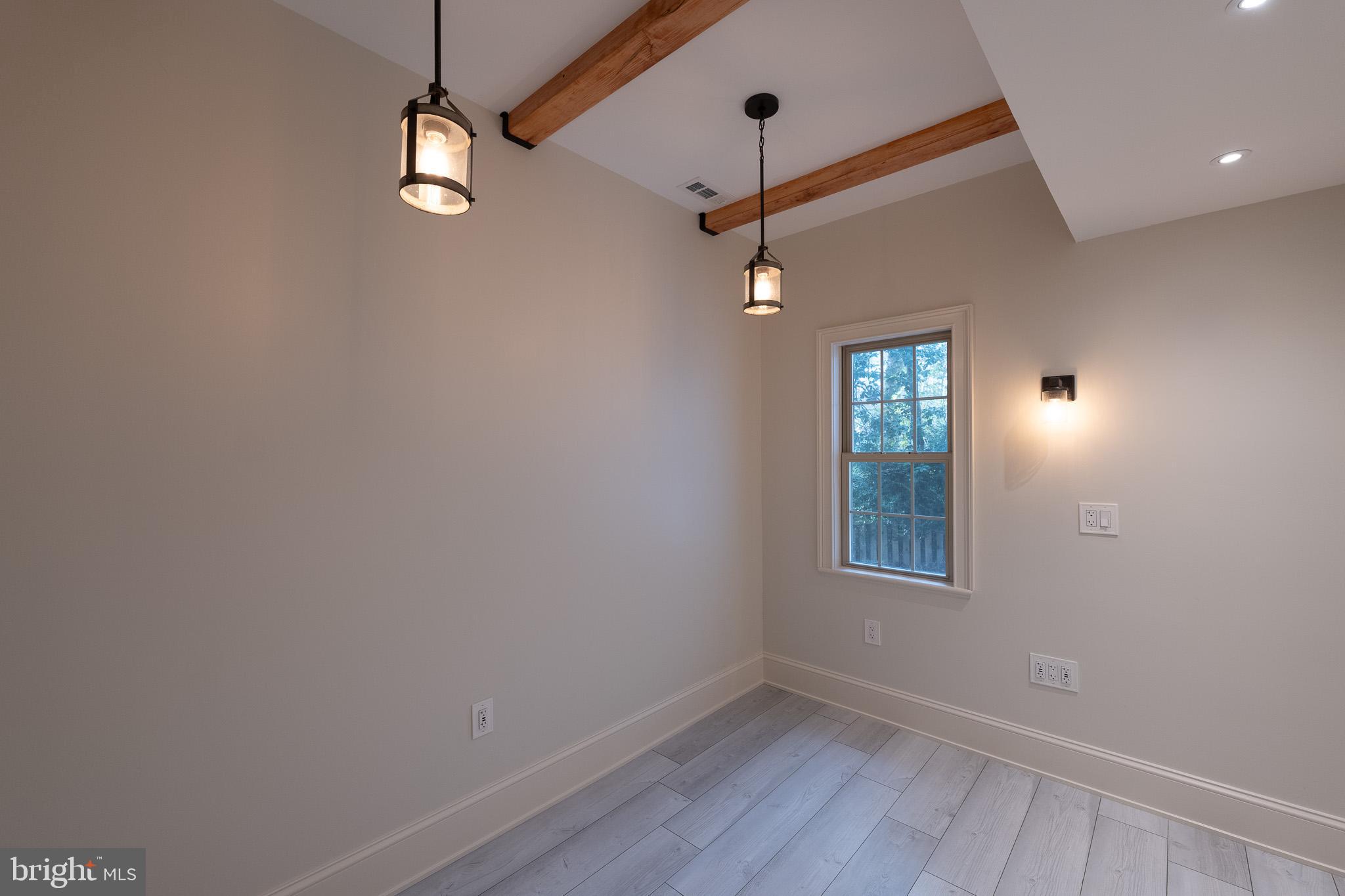 WOODLAND STATION - Residential