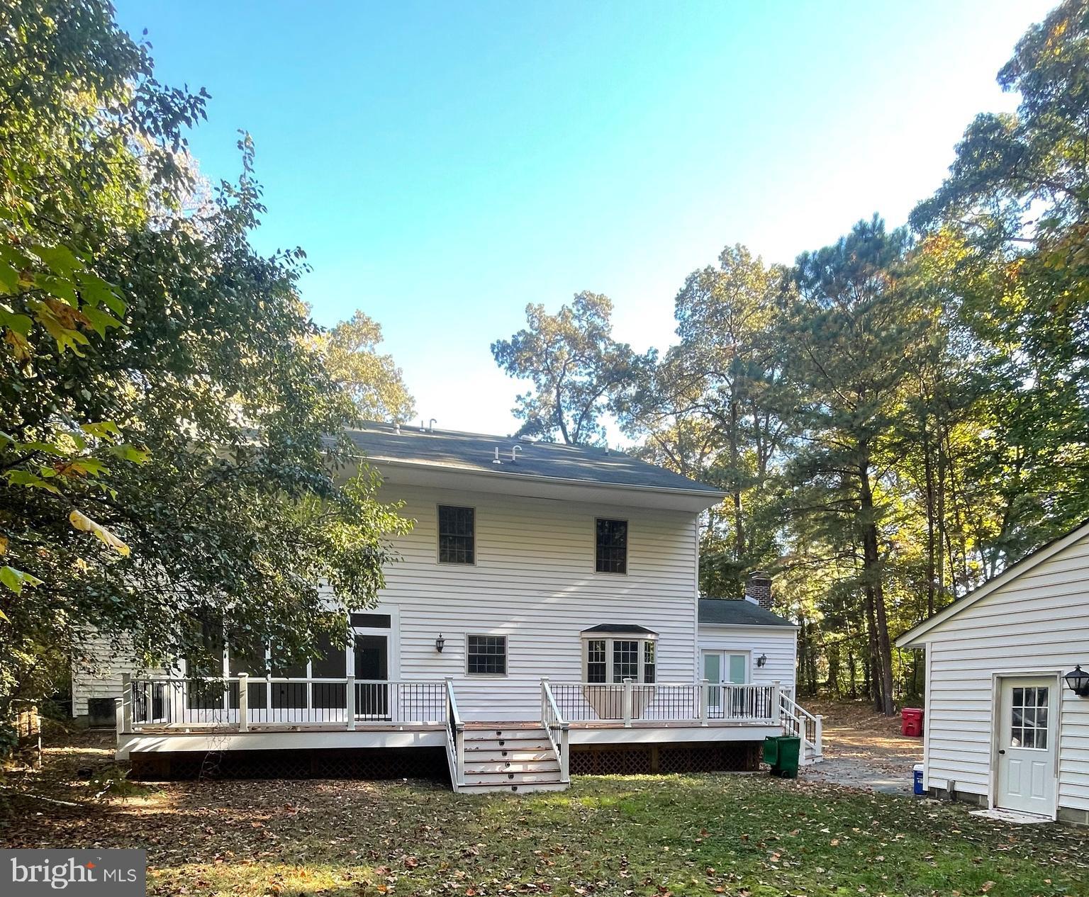 9 WOODLAND DRIVE