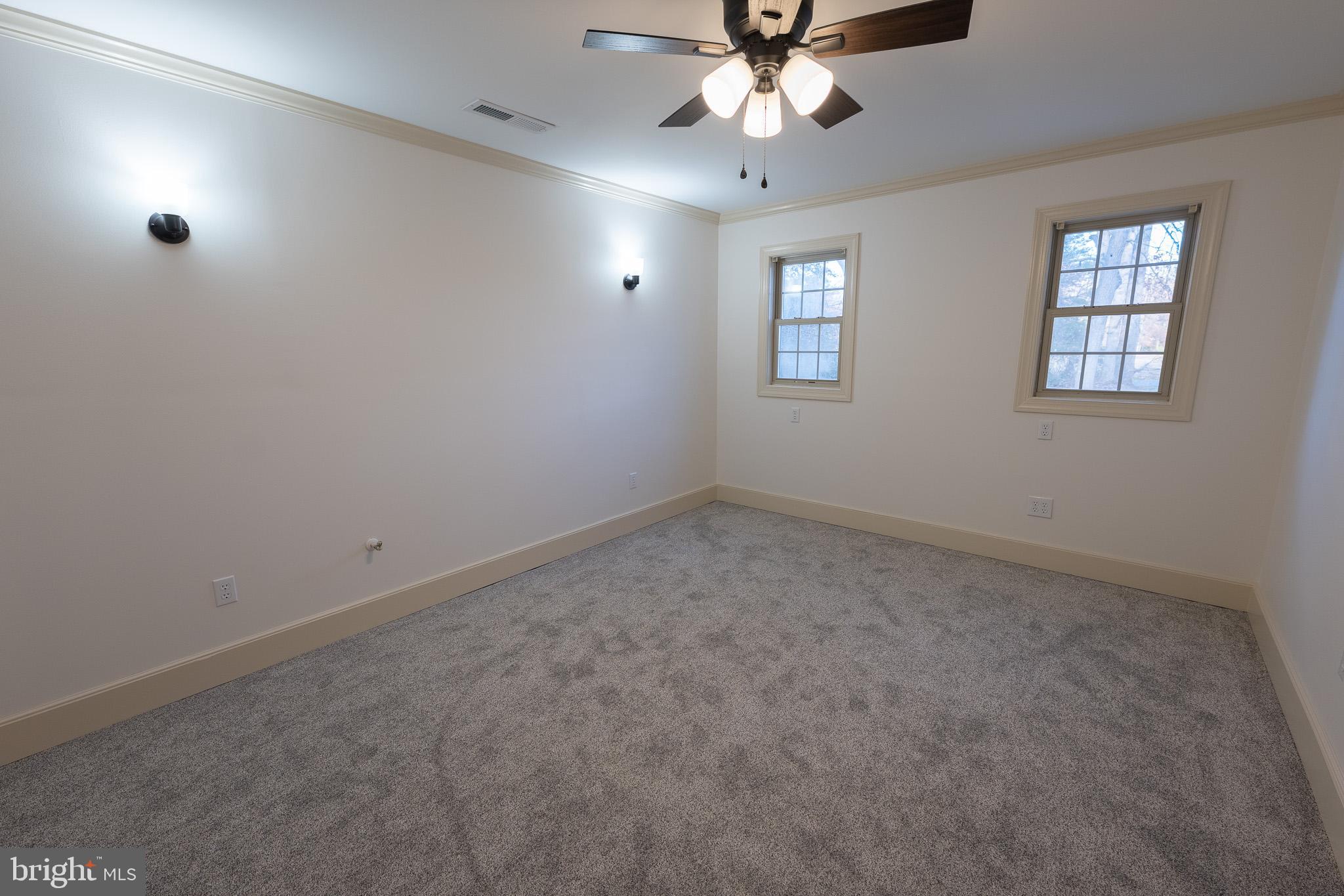 WOODLAND STATION - Residential