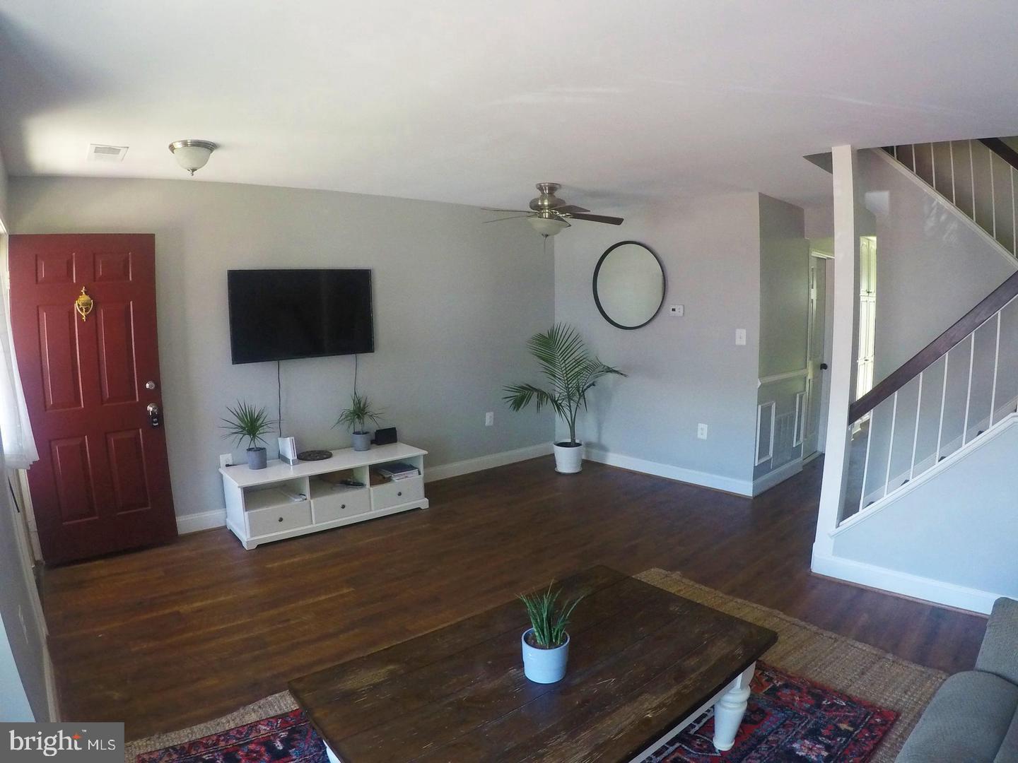 VILLAGES OF MOUNT VERNON - Residential Lease