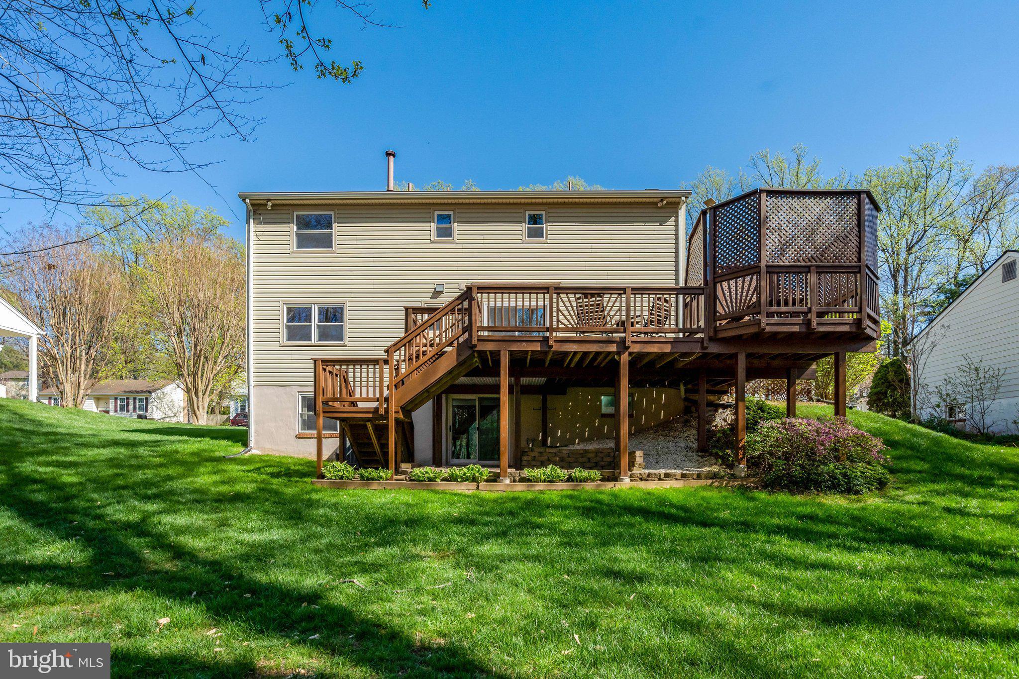 BURKE STATION SQUARE - Residential