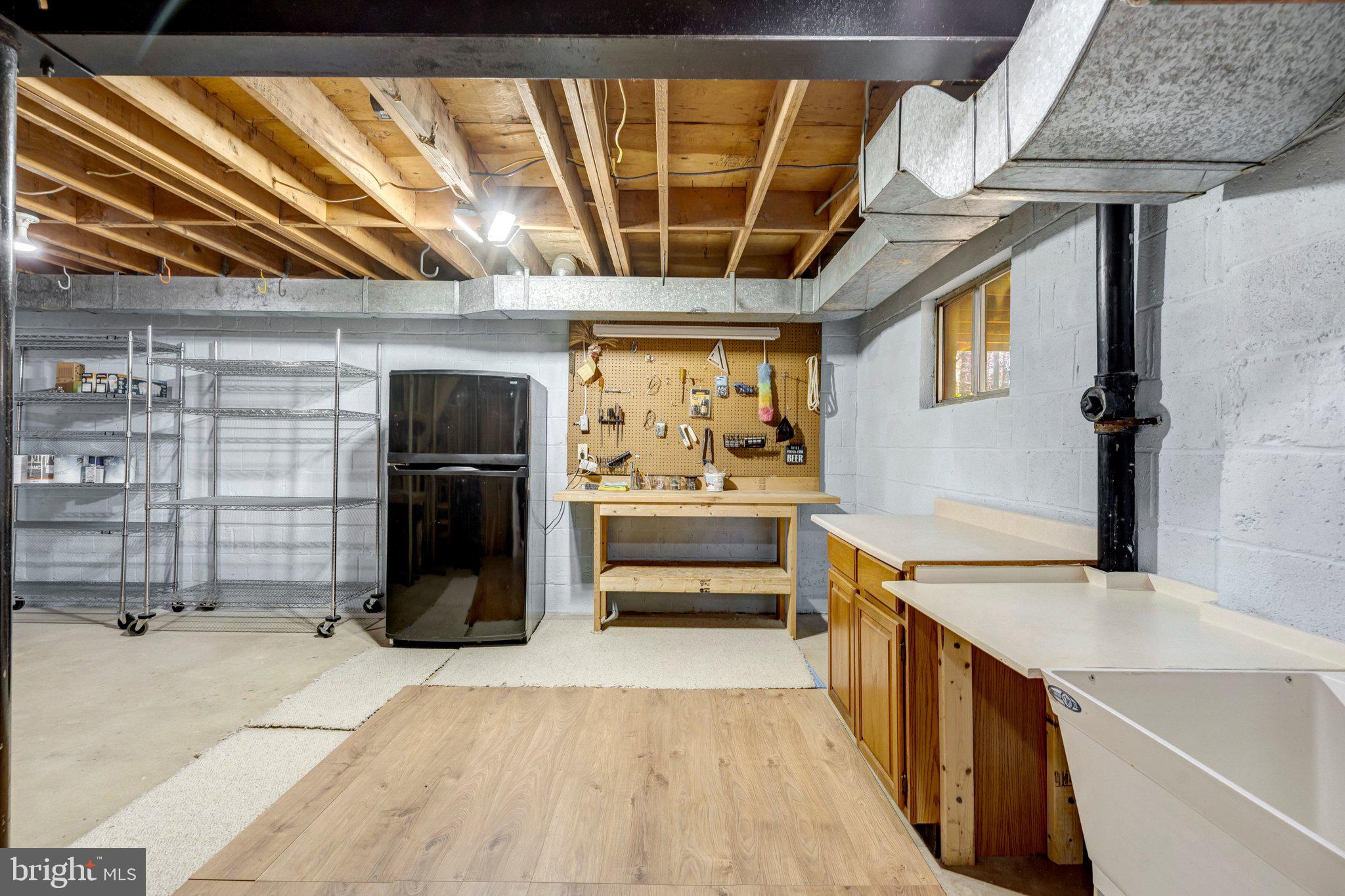 BURKE STATION SQUARE - Residential