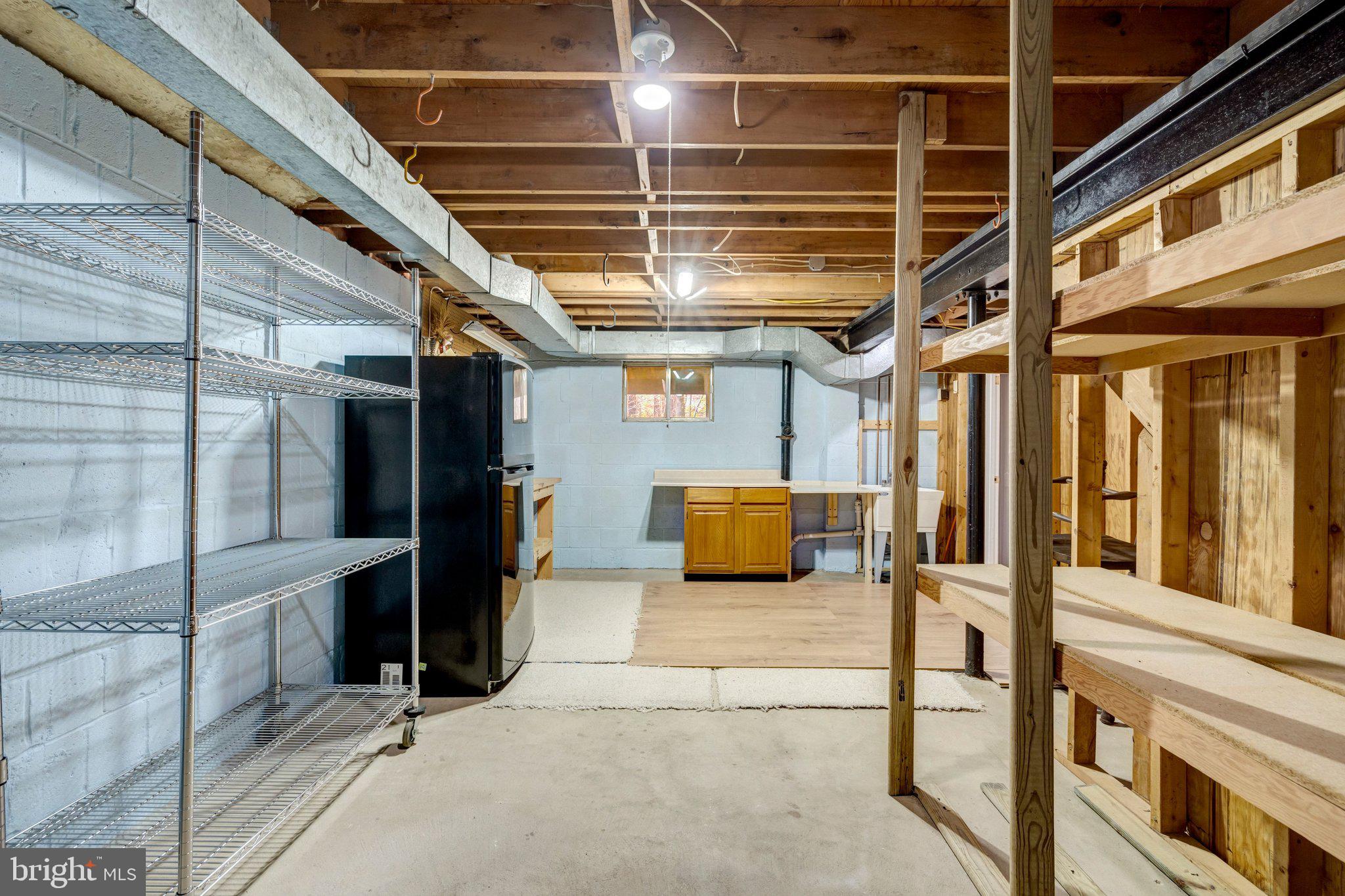 BURKE STATION SQUARE - Residential