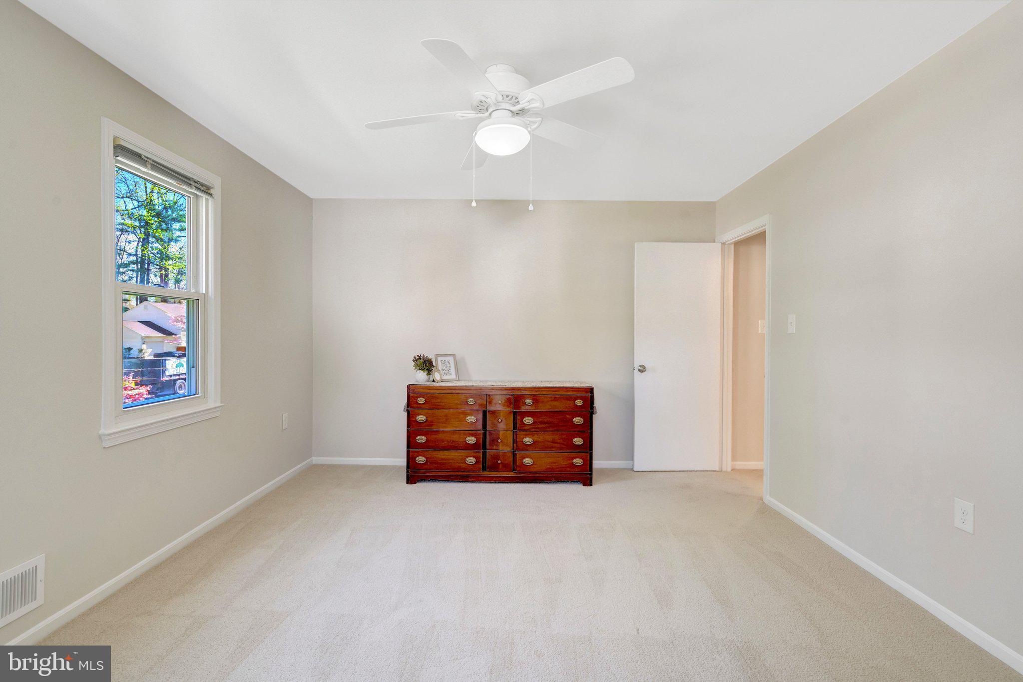 BURKE STATION SQUARE - Residential