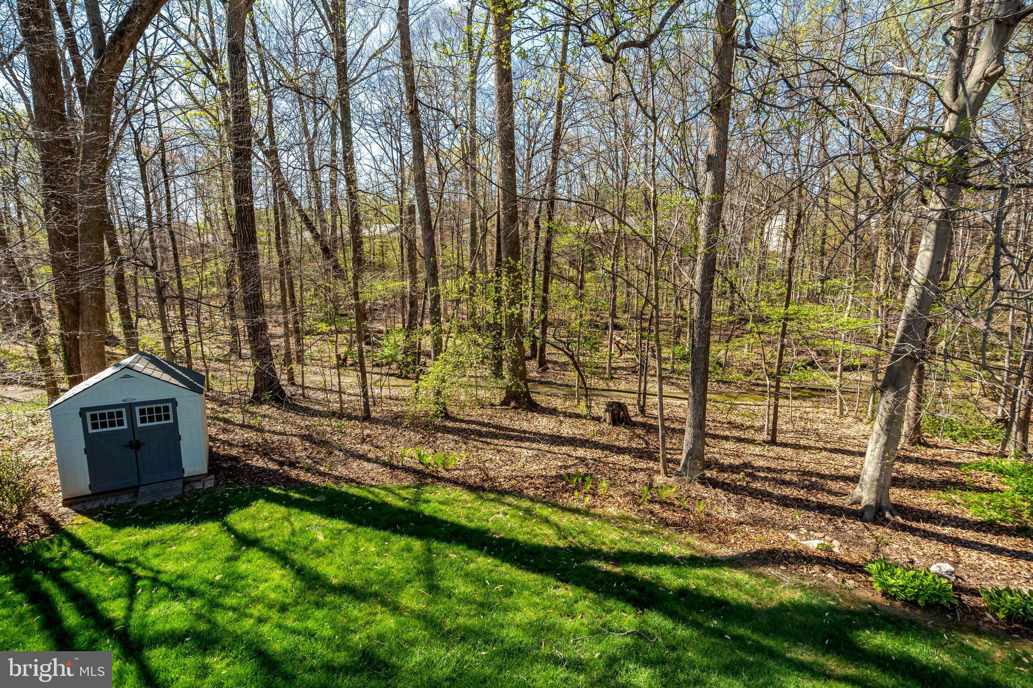 BURKE STATION SQUARE - Residential