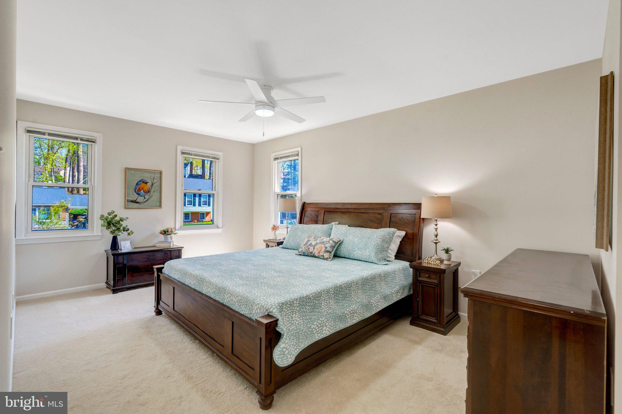 BURKE STATION SQUARE - Residential