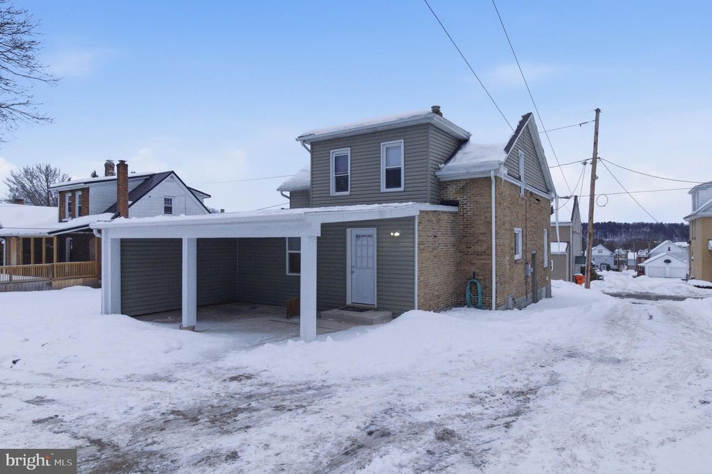 Photo of 324 W 6th Avenue, CLEARFIELD, PA 16830 (MLS # PACD2045106)