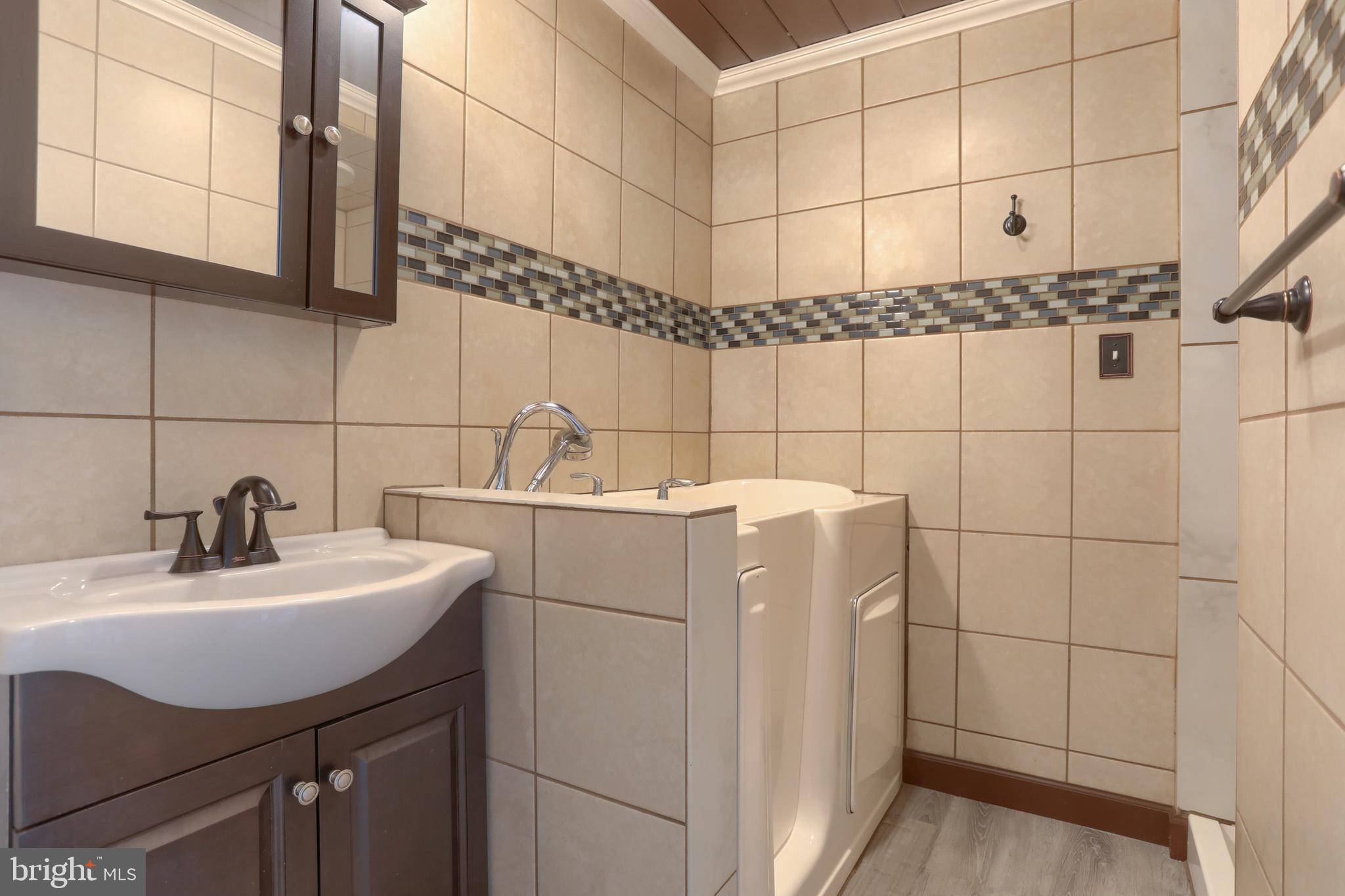 WILLOW CREEK FARMS - Residential