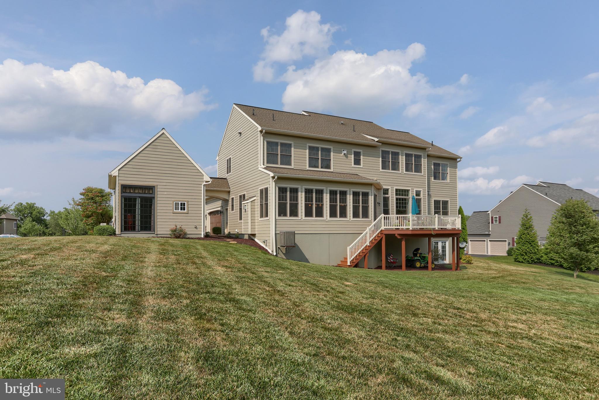 WILLOW CREEK FARMS - Residential