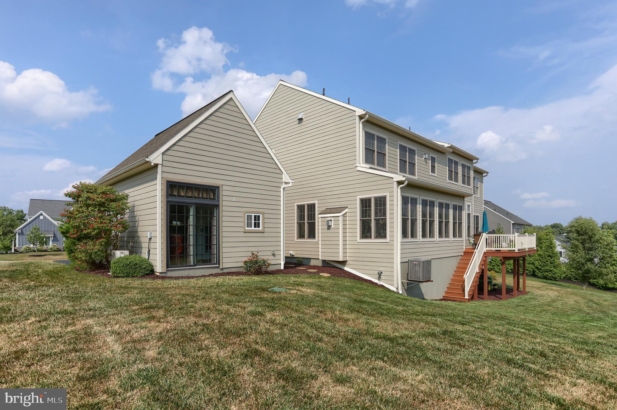 WILLOW CREEK FARMS - Residential