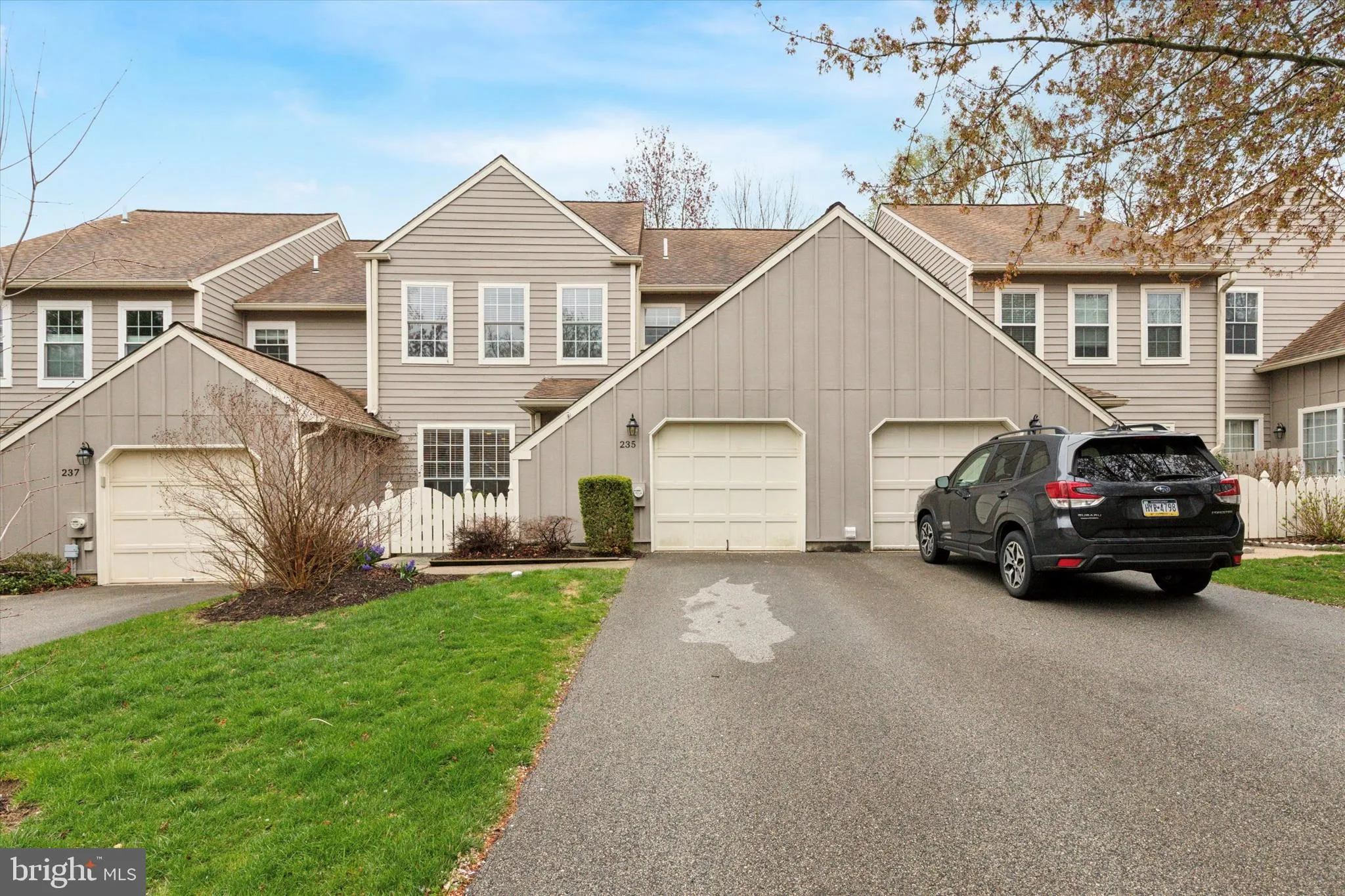Blue Bell, Pennsylvania 19422, United States, 3 Bedrooms Bedrooms, ,3 BathroomsBathrooms,Residential,Active,108810