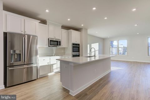 ARCHES ROAD HERNDON VA 20170