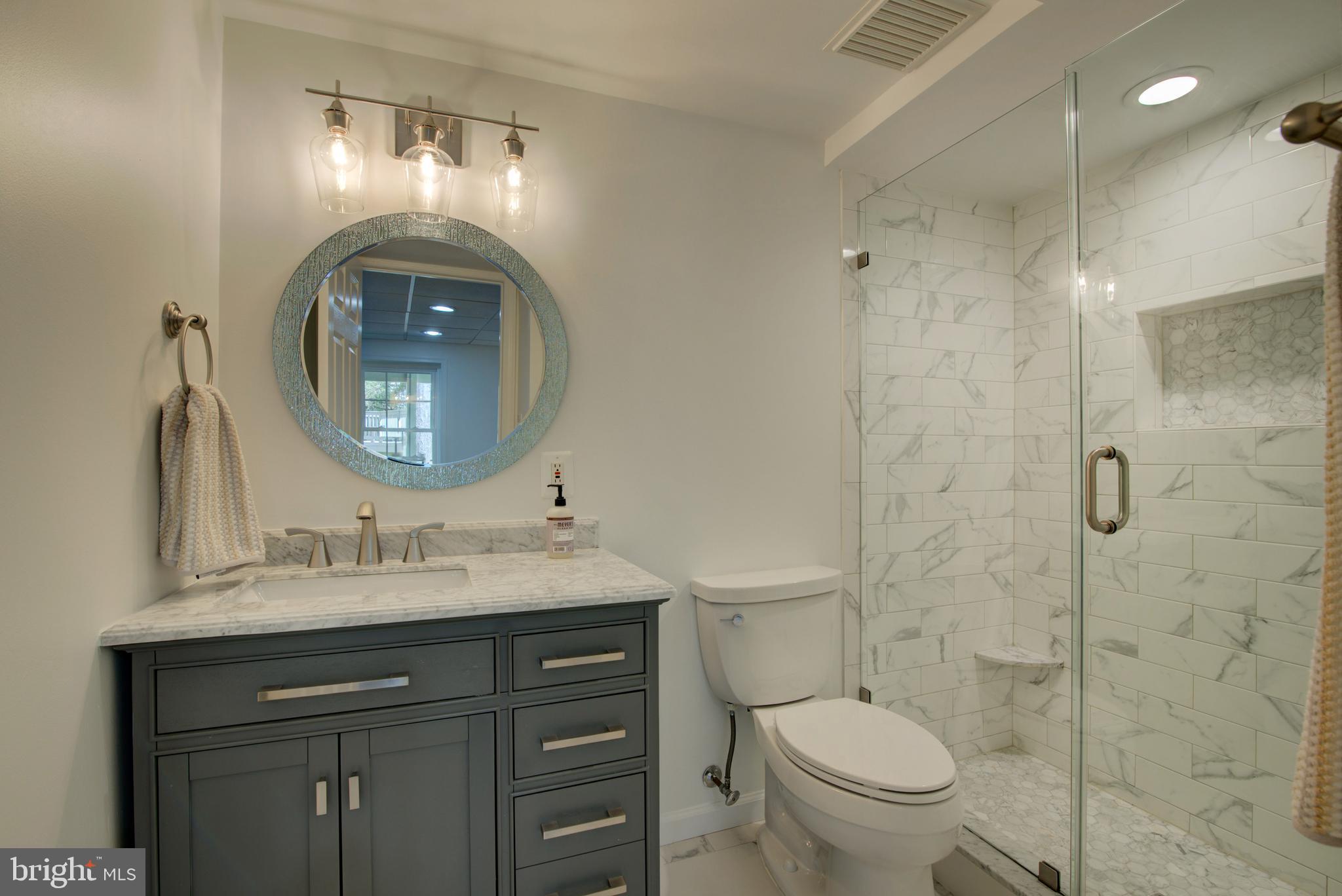 RESTON - Residential