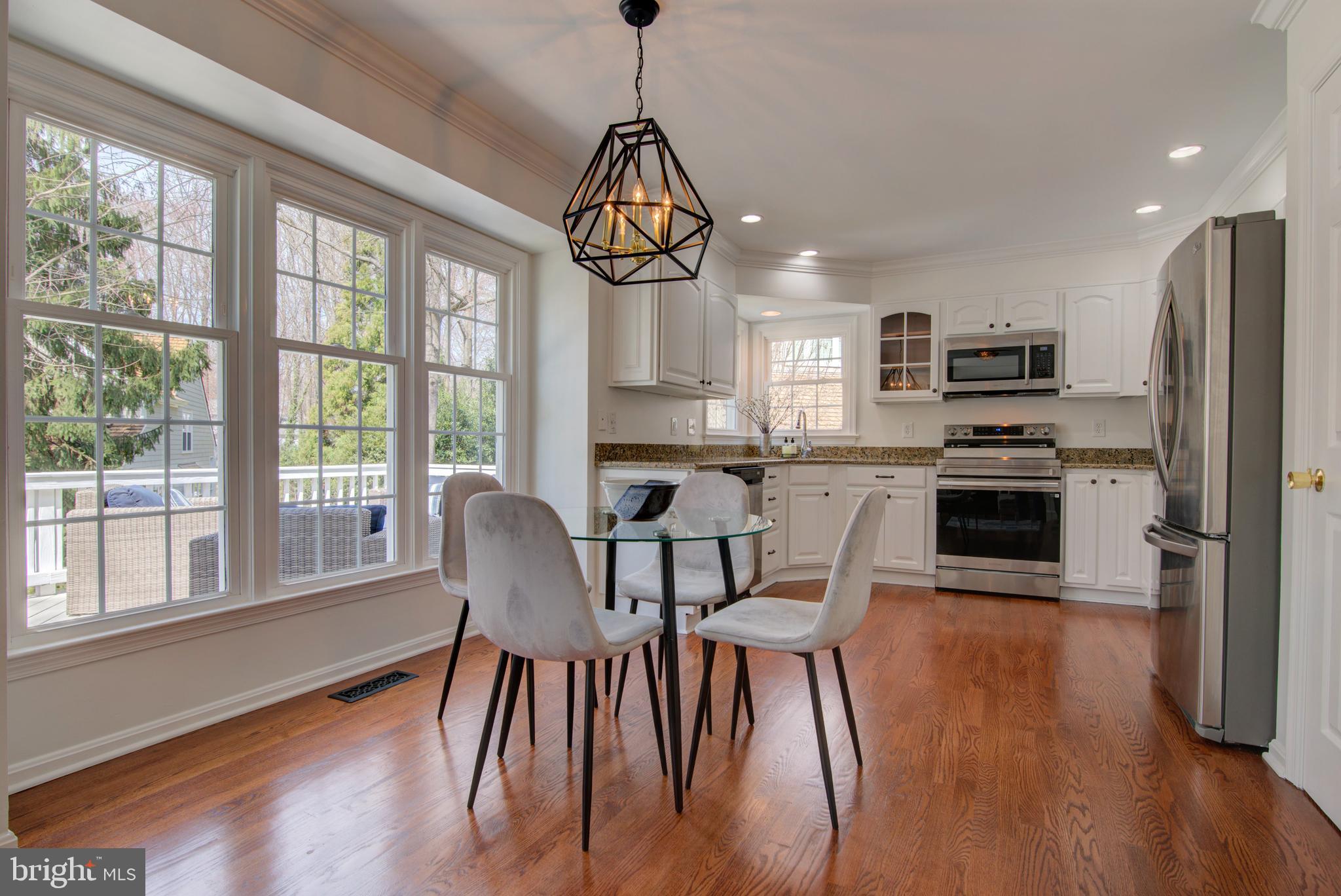 RESTON - Residential