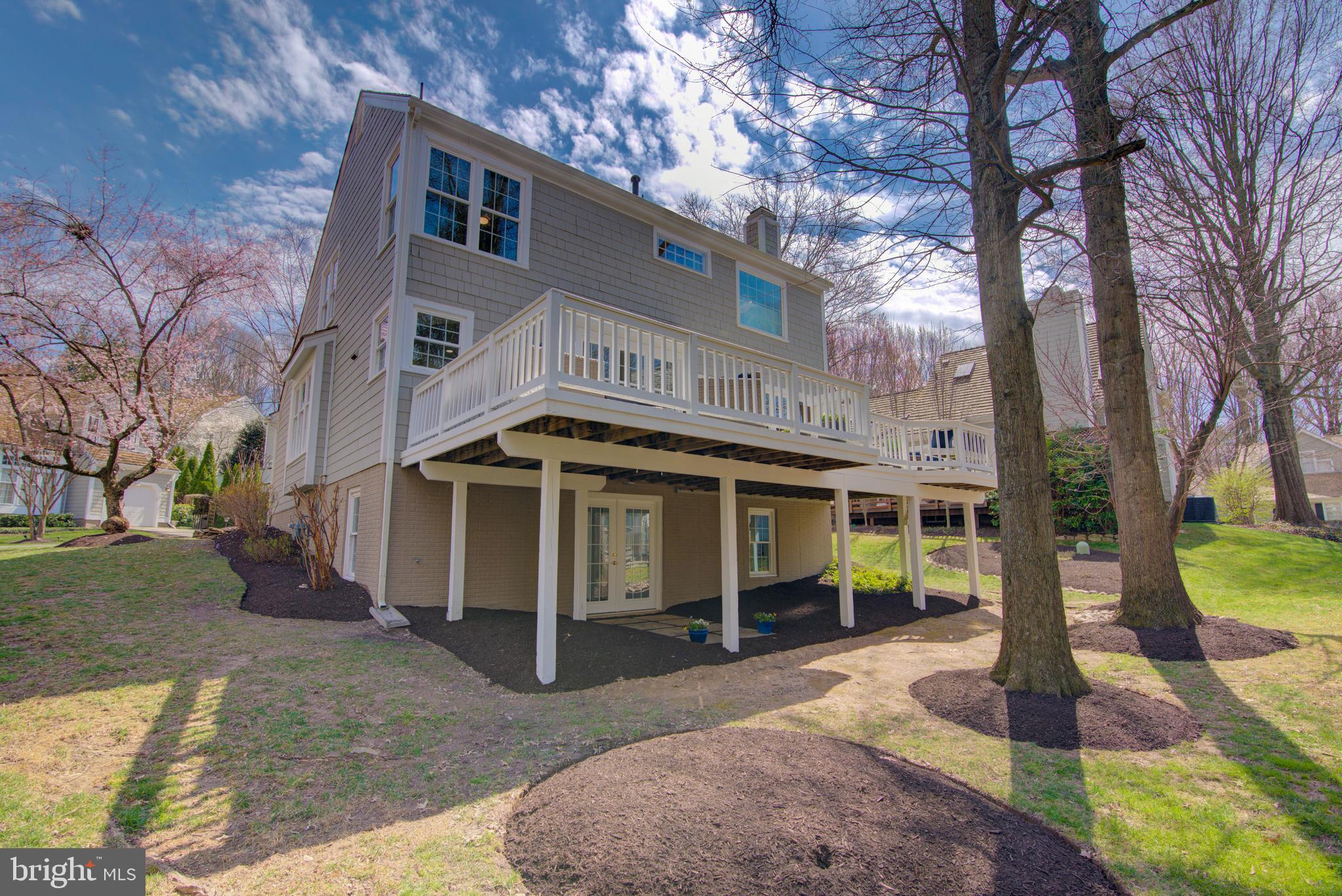 RESTON - Residential