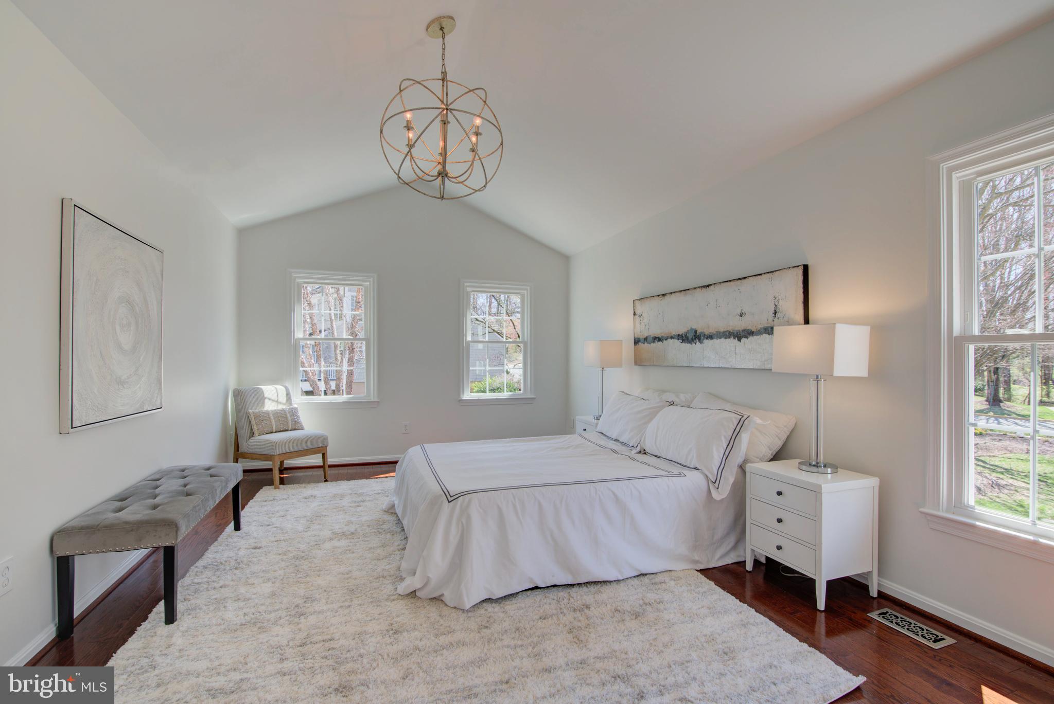 RESTON - Residential