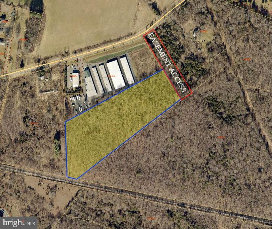 This 12.5-acre industrial property in Marshall, VA offers a prime development opportunity with minimal wetlands and 170 feet of rail frontage. Located less than half a mile from I-66, it provides easy access to Northern Virginia and the D.C. metro area. The site has access to public water, sewer, and electricity. Additionally, a 100 foot easement will be conveyed for access to E Main St., enhancing accessibility. With ample expansion potential, it’s ideal for warehousing, distribution, light manufacturing, or other industrial uses in a key Fauquier County industrial corridor.