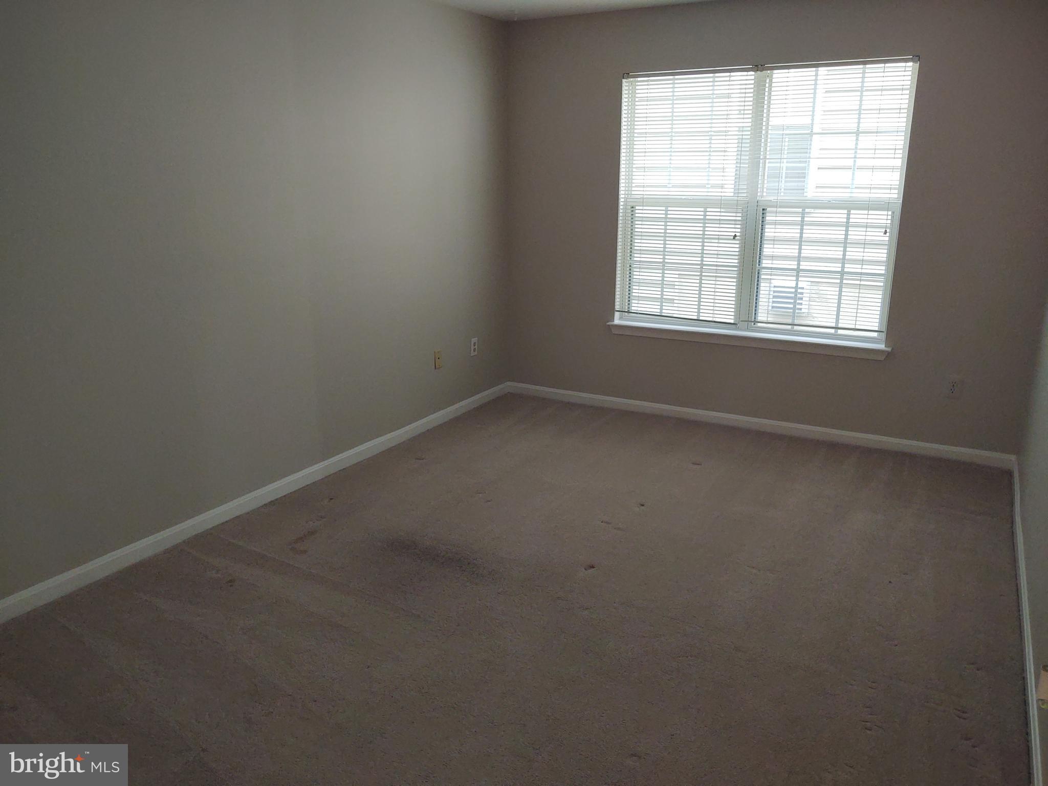 STONERIDGE CONDOMINIUMS - Residential