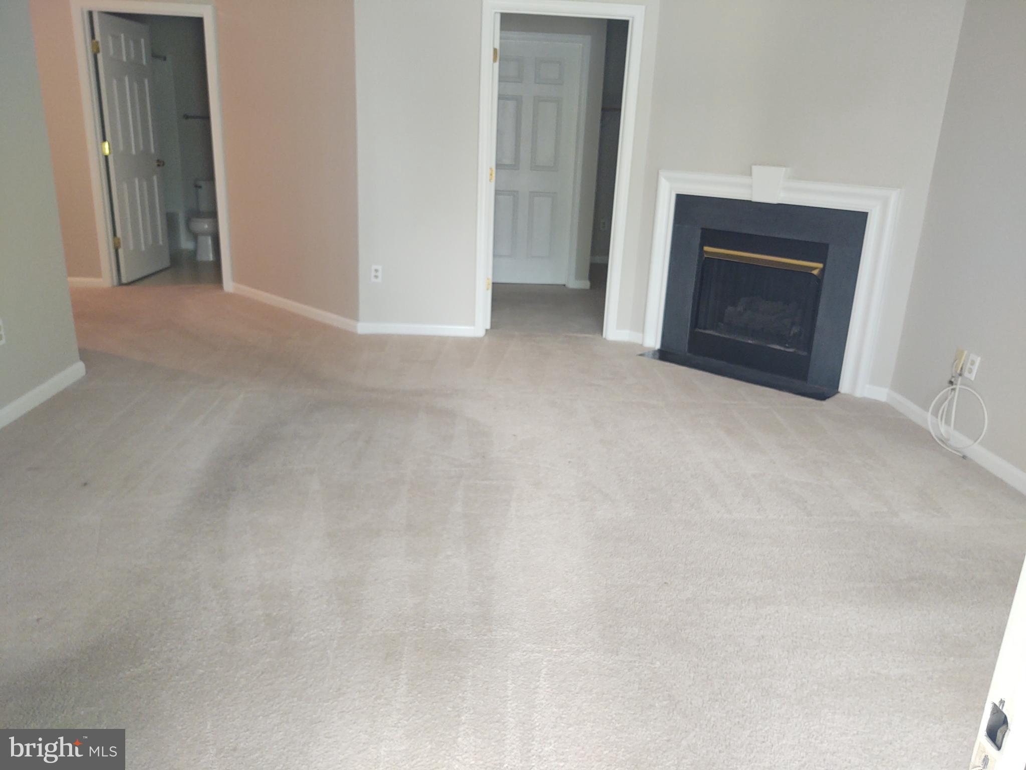 STONERIDGE CONDOMINIUMS - Residential