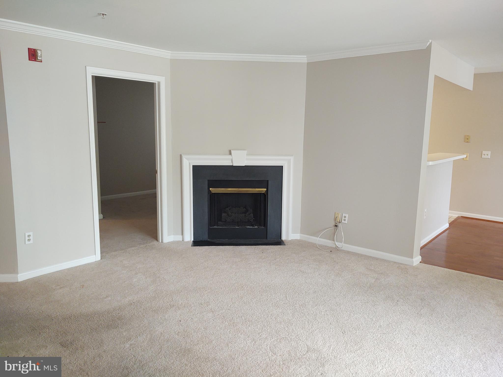 STONERIDGE CONDOMINIUMS - Residential