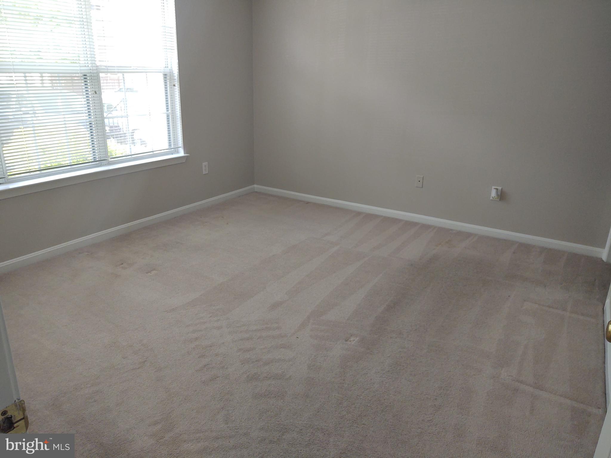 STONERIDGE CONDOMINIUMS - Residential