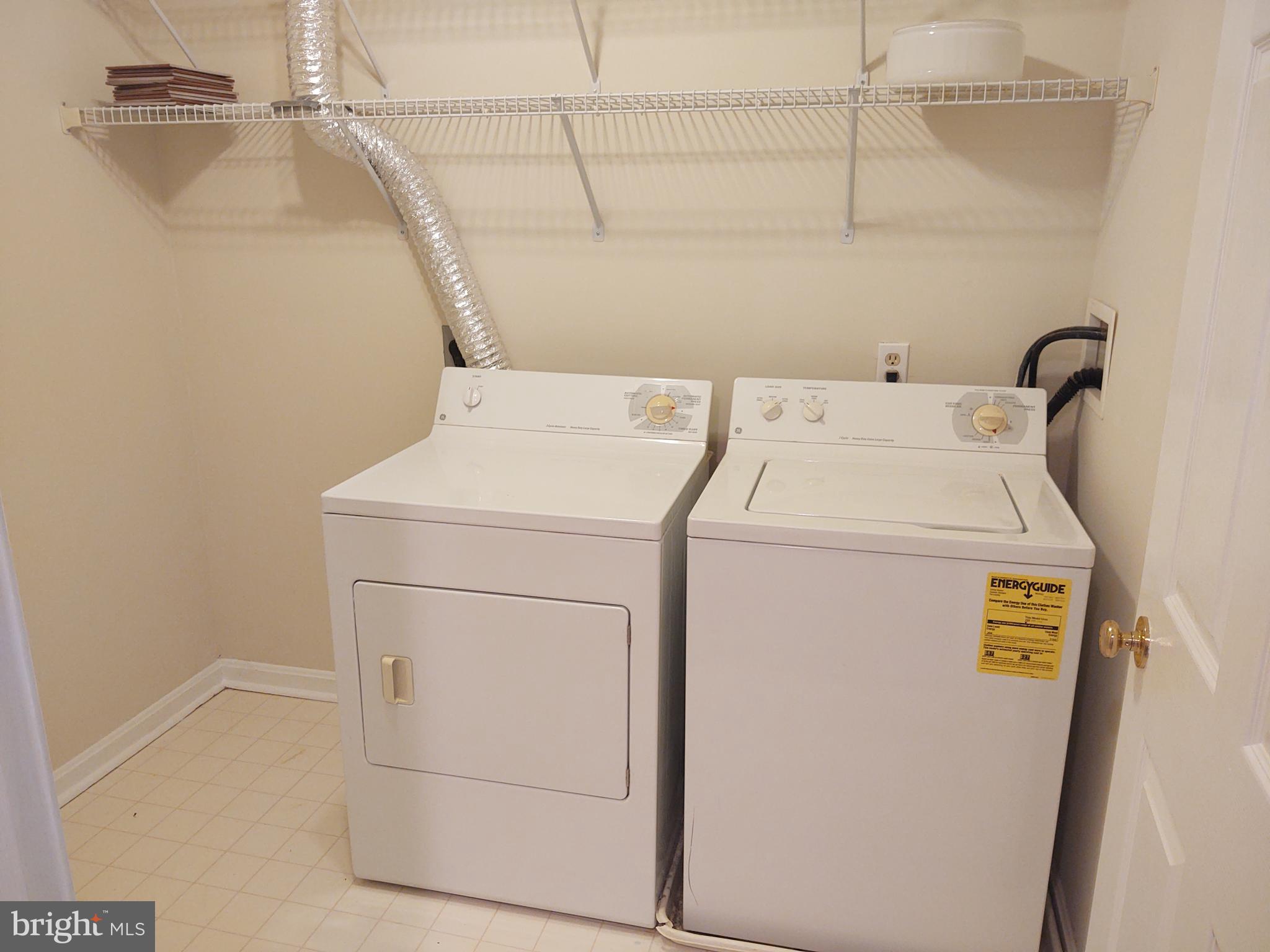 STONERIDGE CONDOMINIUMS - Residential