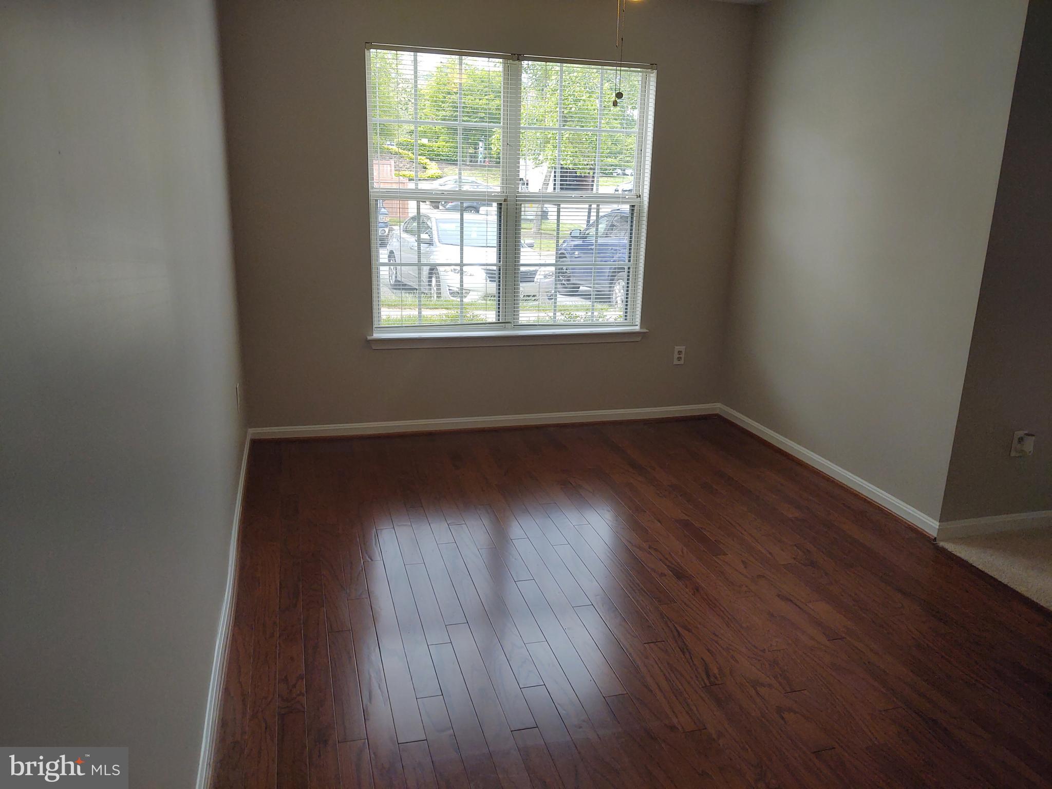 STONERIDGE CONDOMINIUMS - Residential