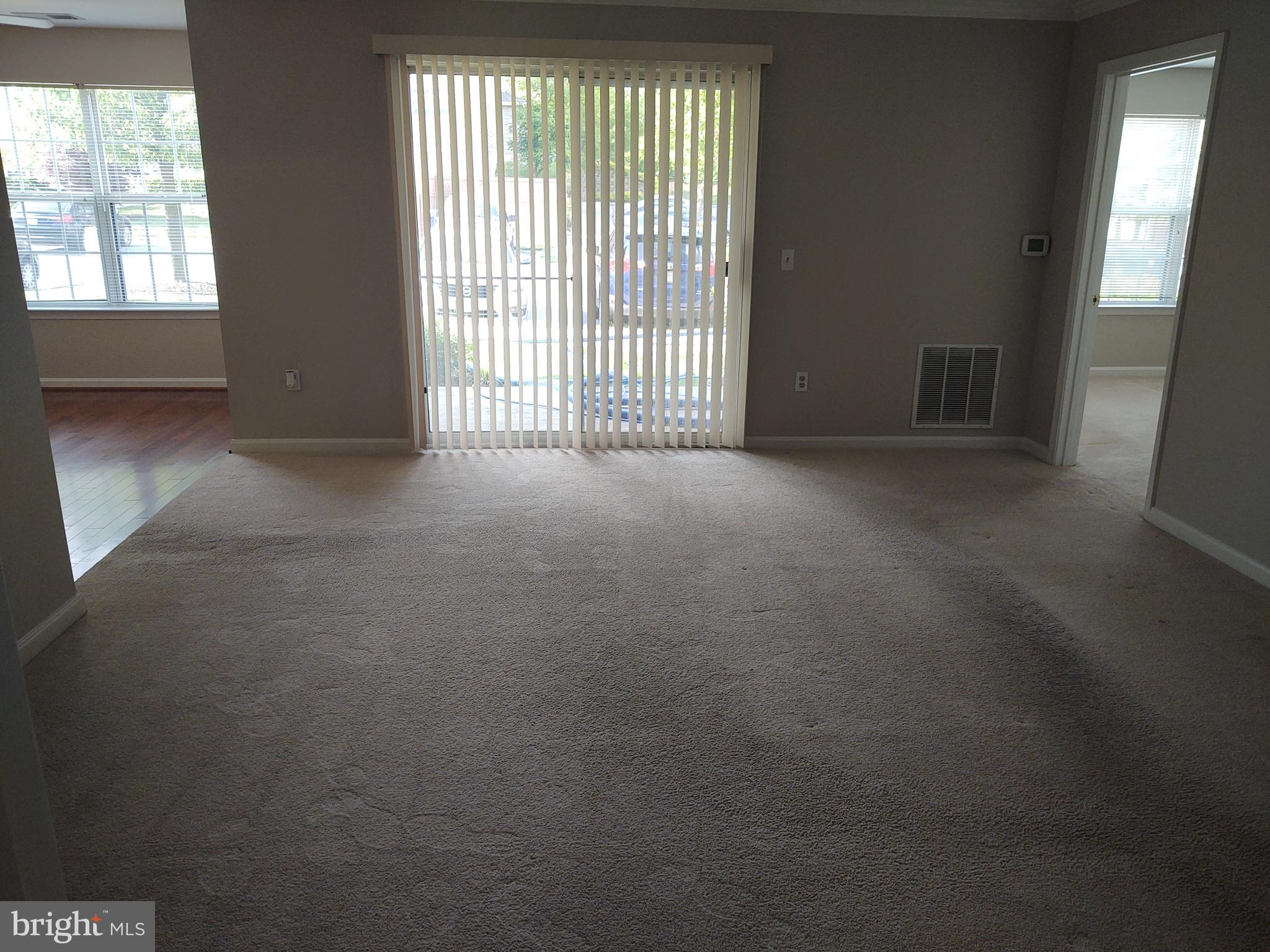 STONERIDGE CONDOMINIUMS - Residential