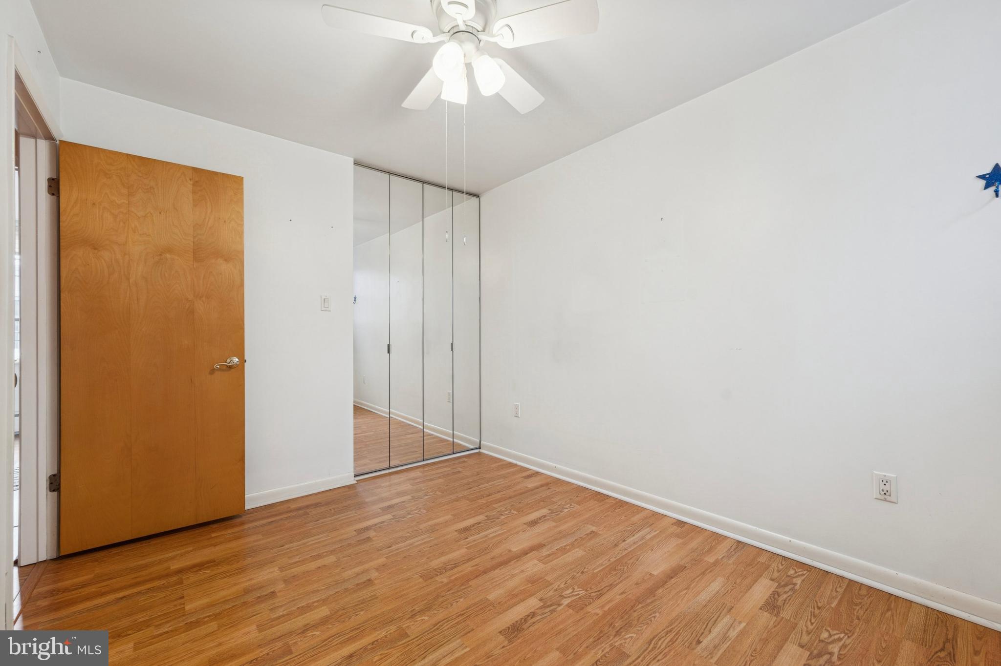 PASSYUNK SQUARE - Residential