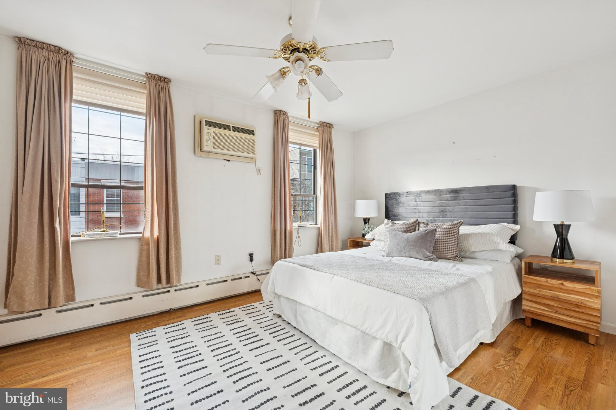 PASSYUNK SQUARE - Residential